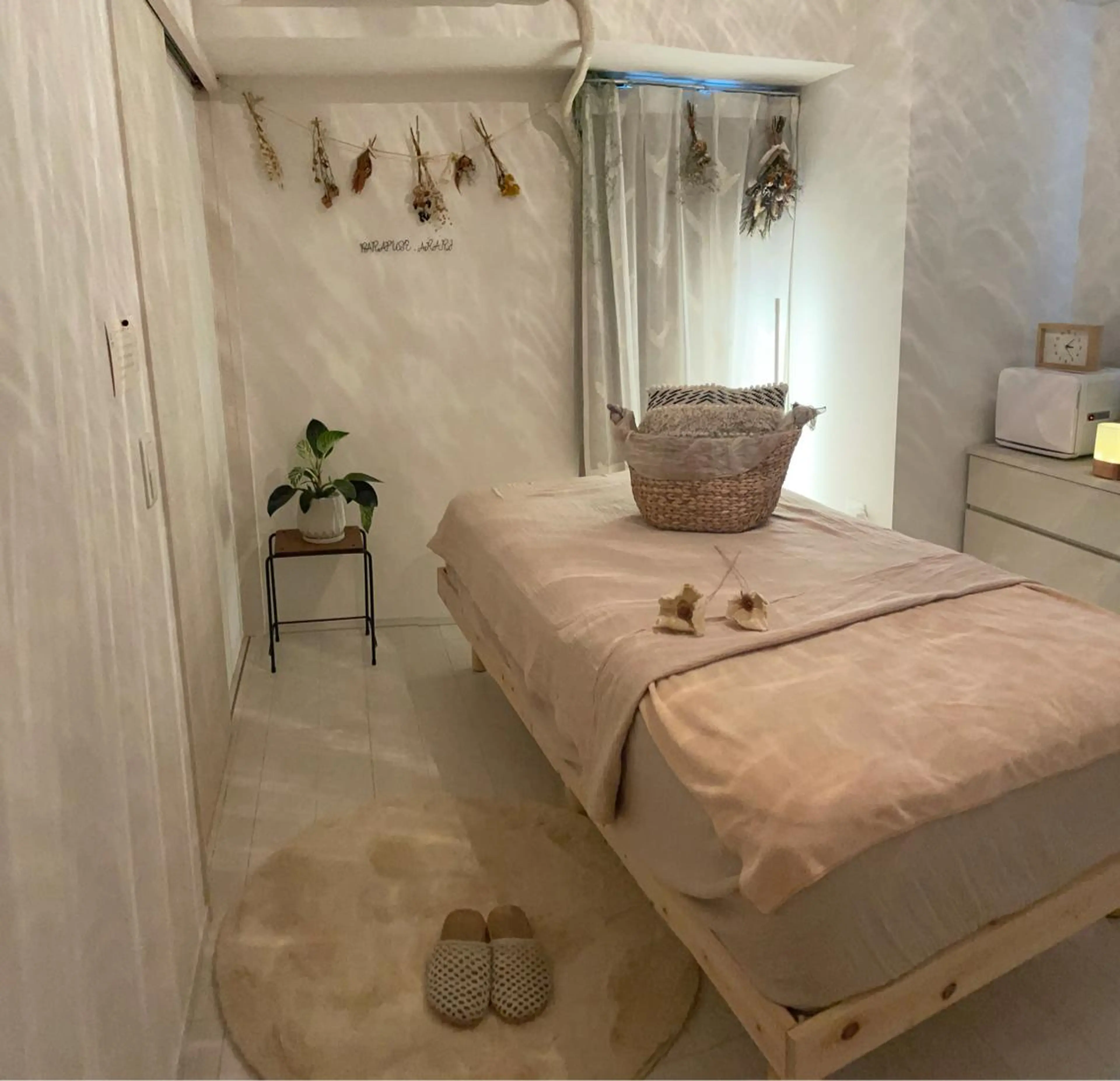 カラー パーマ ヘアアレンジ メンズ キッズ ネイル マツエク・マツパ 🪽眉サロンジェミニ 🪽新大阪の眉毛・アイブロウイメージ