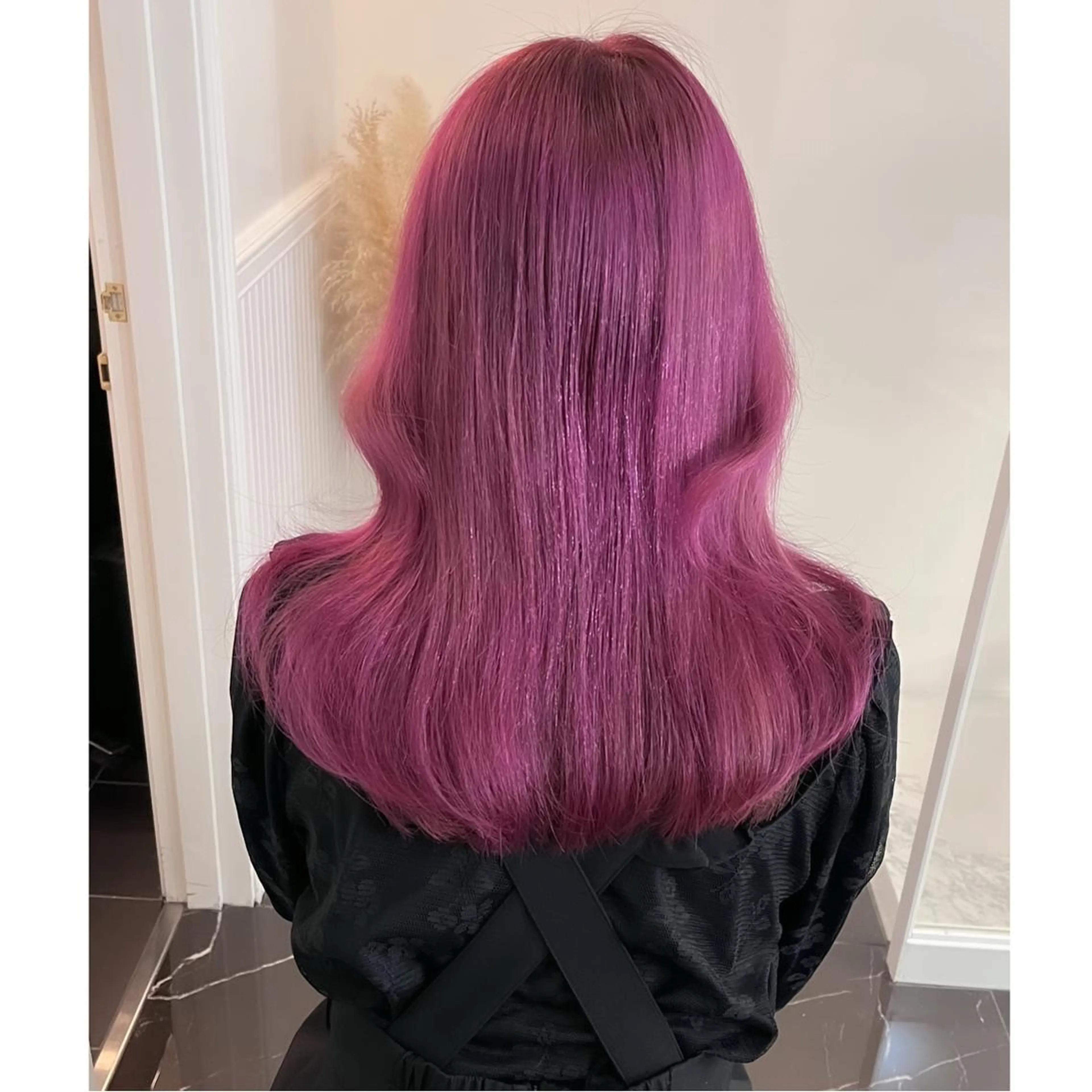 セミロング カラー ブリーチ ヘアカラー miyu /トレンド カラー×艶髪のヘアスタイル