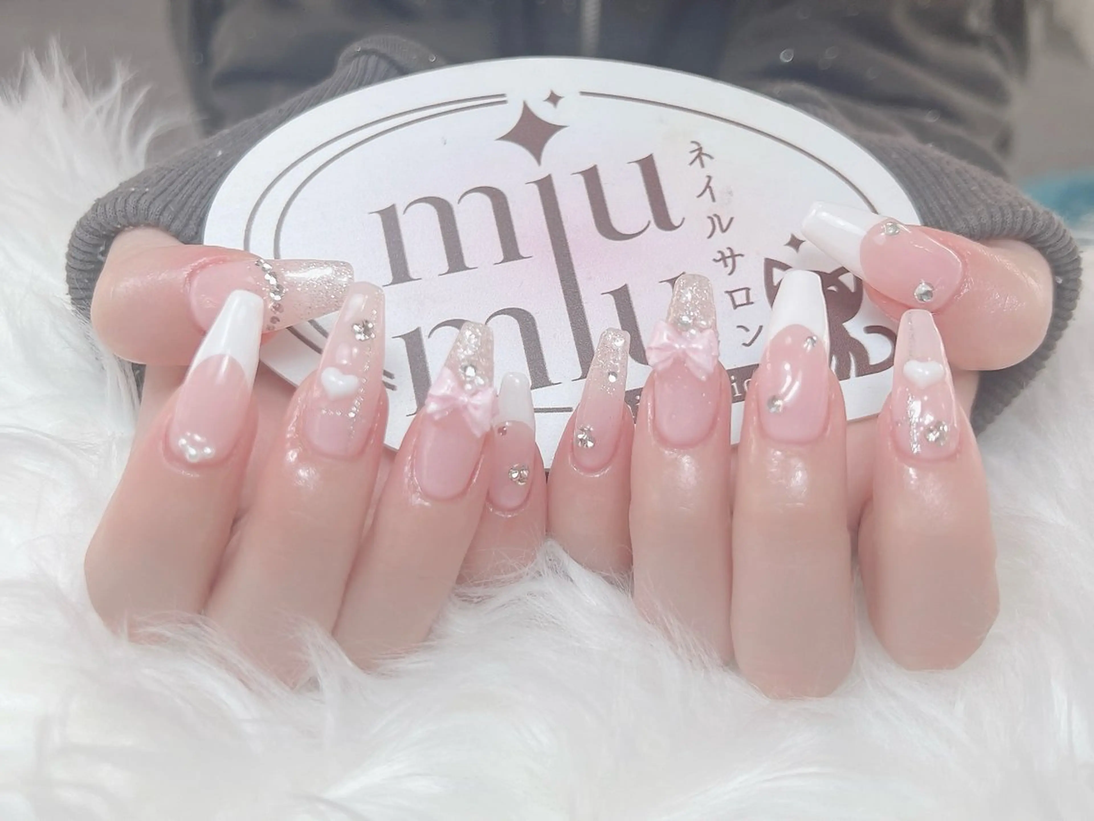 ロング 韓国風ヘア ロング ハンドネイル yu naのネイルデザイン