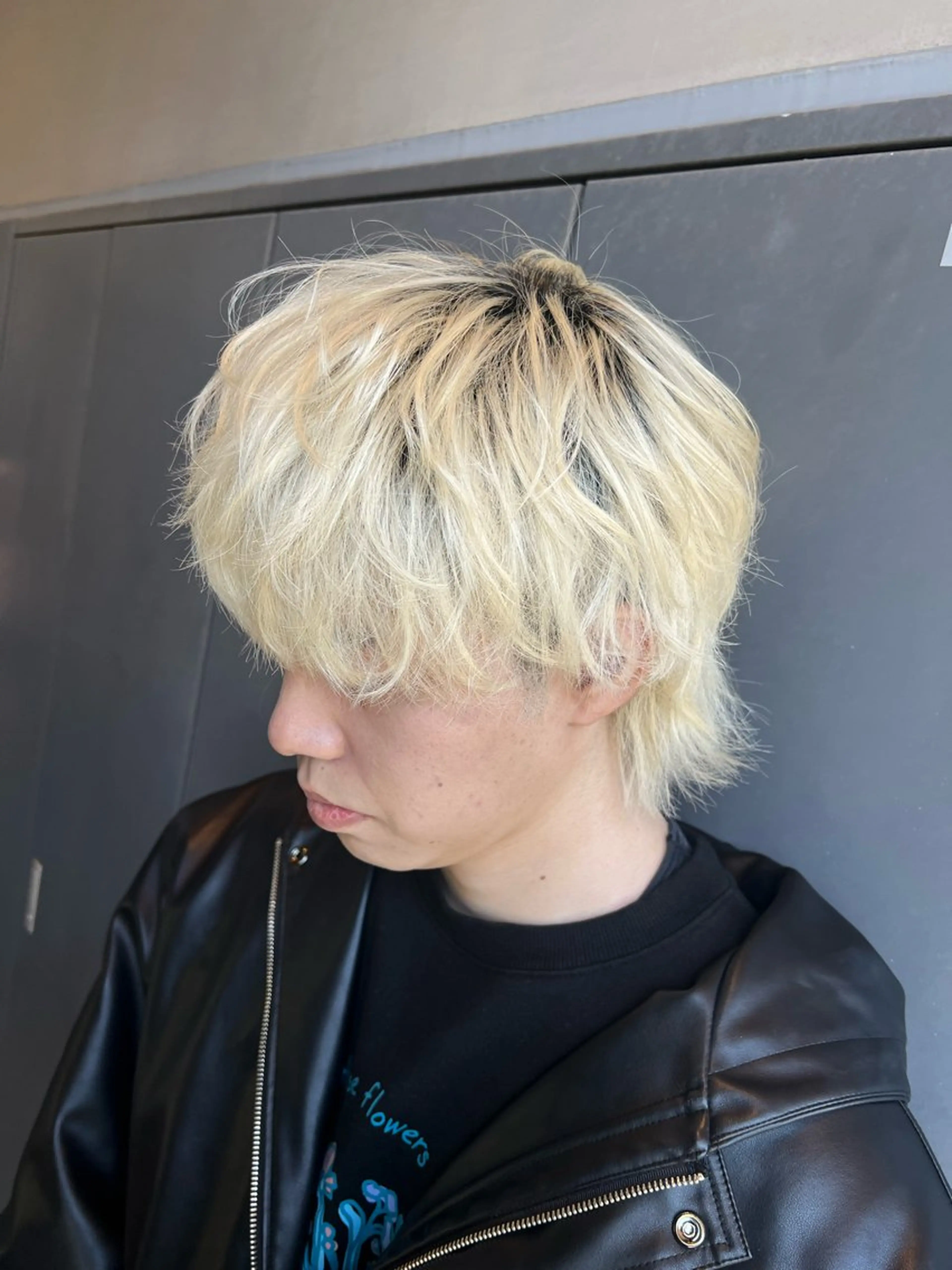 カラー メンズ カット トリートメント ダブルカラー寒色系 ボリューム改善ハヤトのヘアスタイル