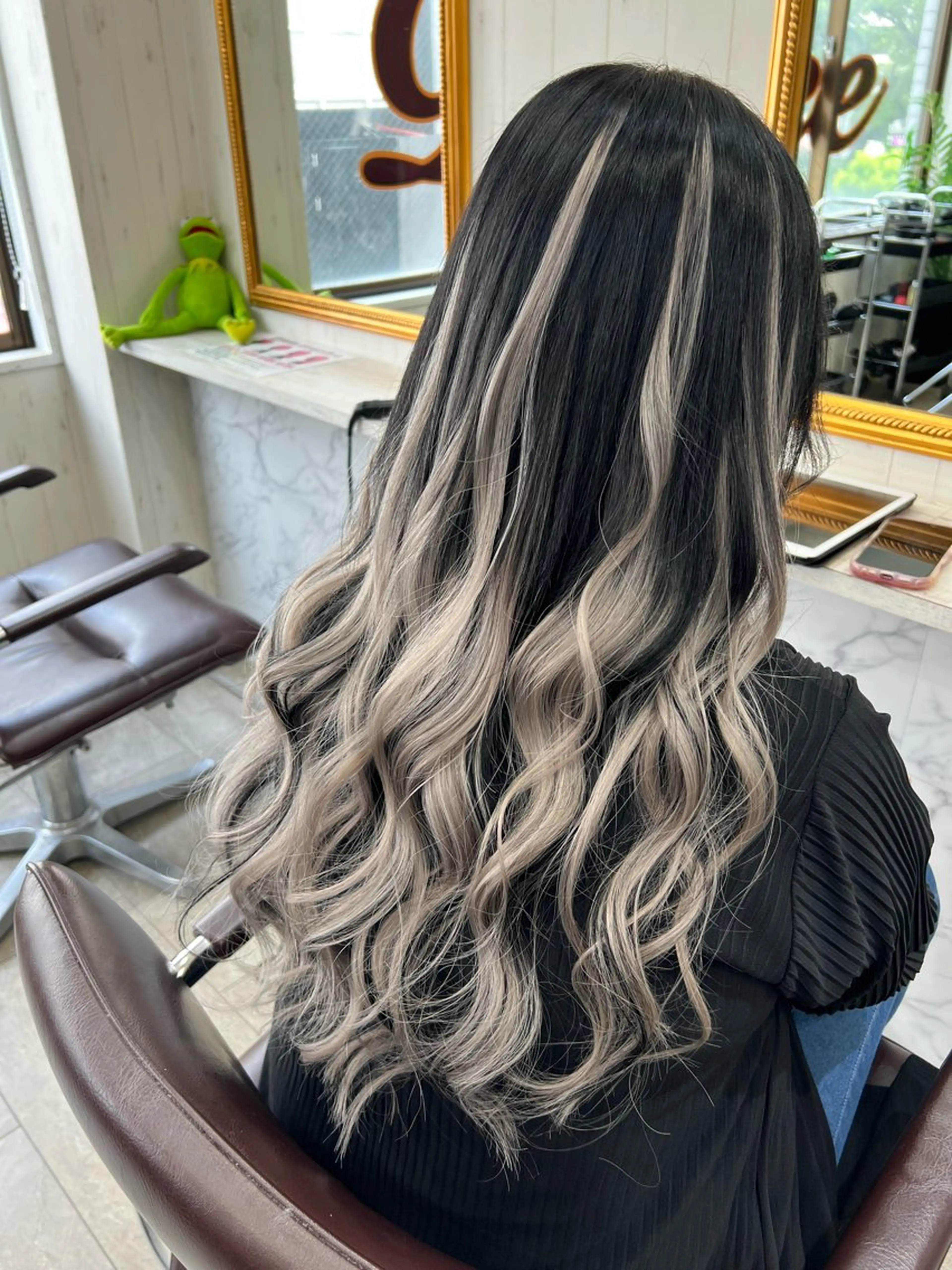 ロング カラー バレイヤージュ ハイライトカラー ハイトーンカラー ハイライト レイヤーカット 心斎橋/エクステ /SEIYAのヘアスタイル