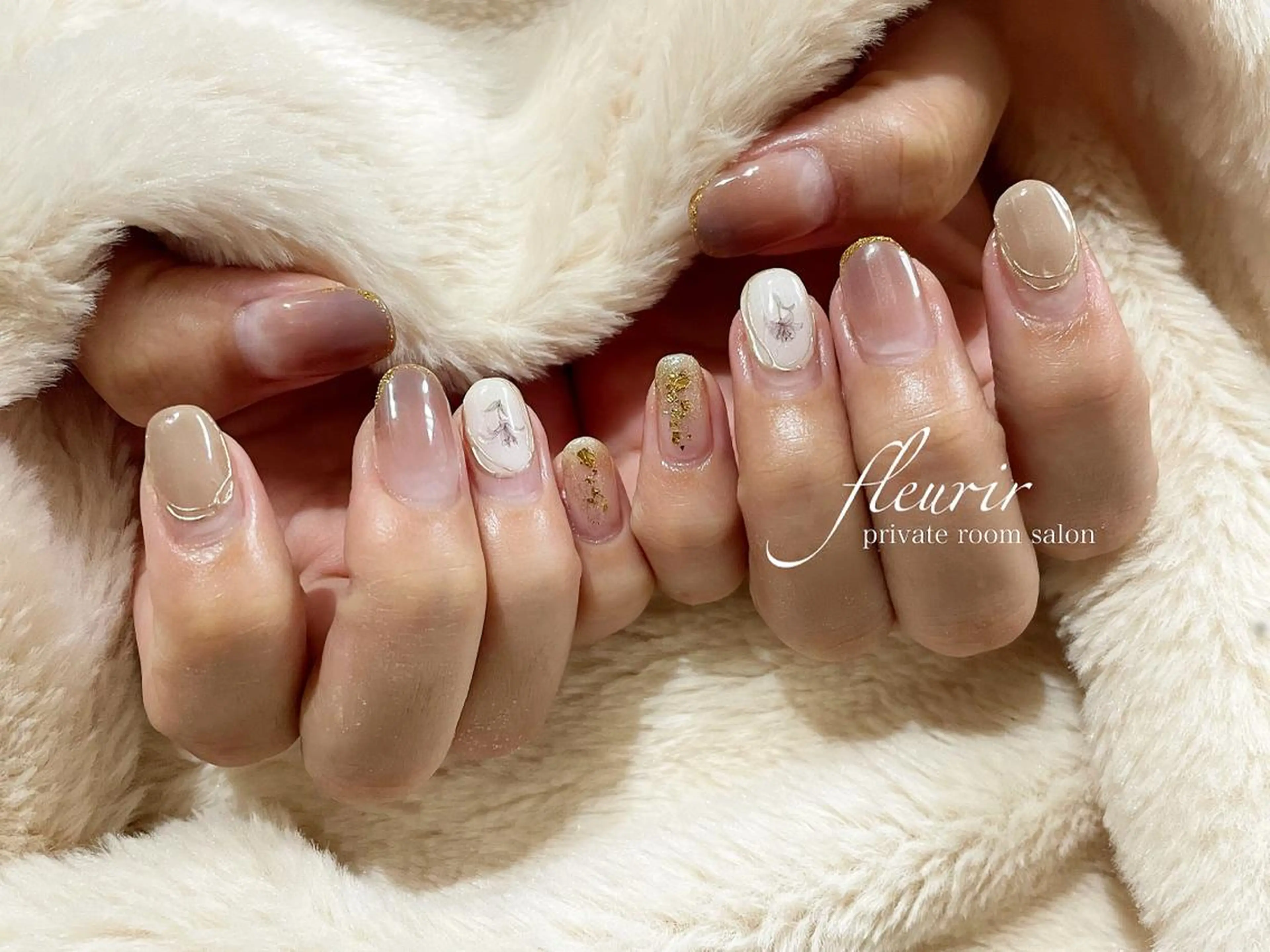 ネイル ゴールド ミラーネイル 春ネイル フルリール 【プライベートサロンのネイルデザイン