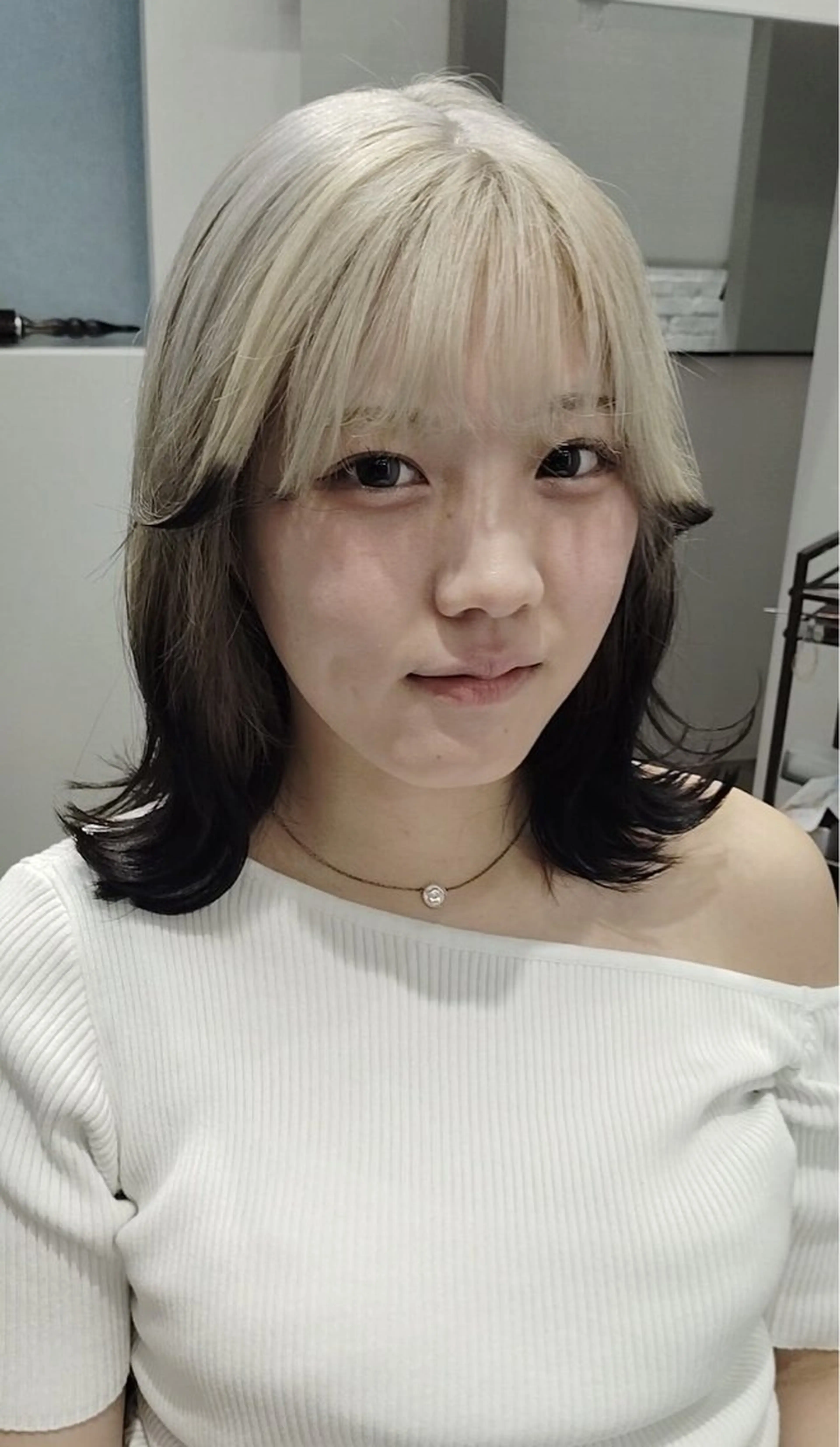 ミディアム カット ヘアカラー トリートメント 個室　髪質改善　Emily所属・髪質改善✨韓国ヘア ✨yugiのヘアスタイル