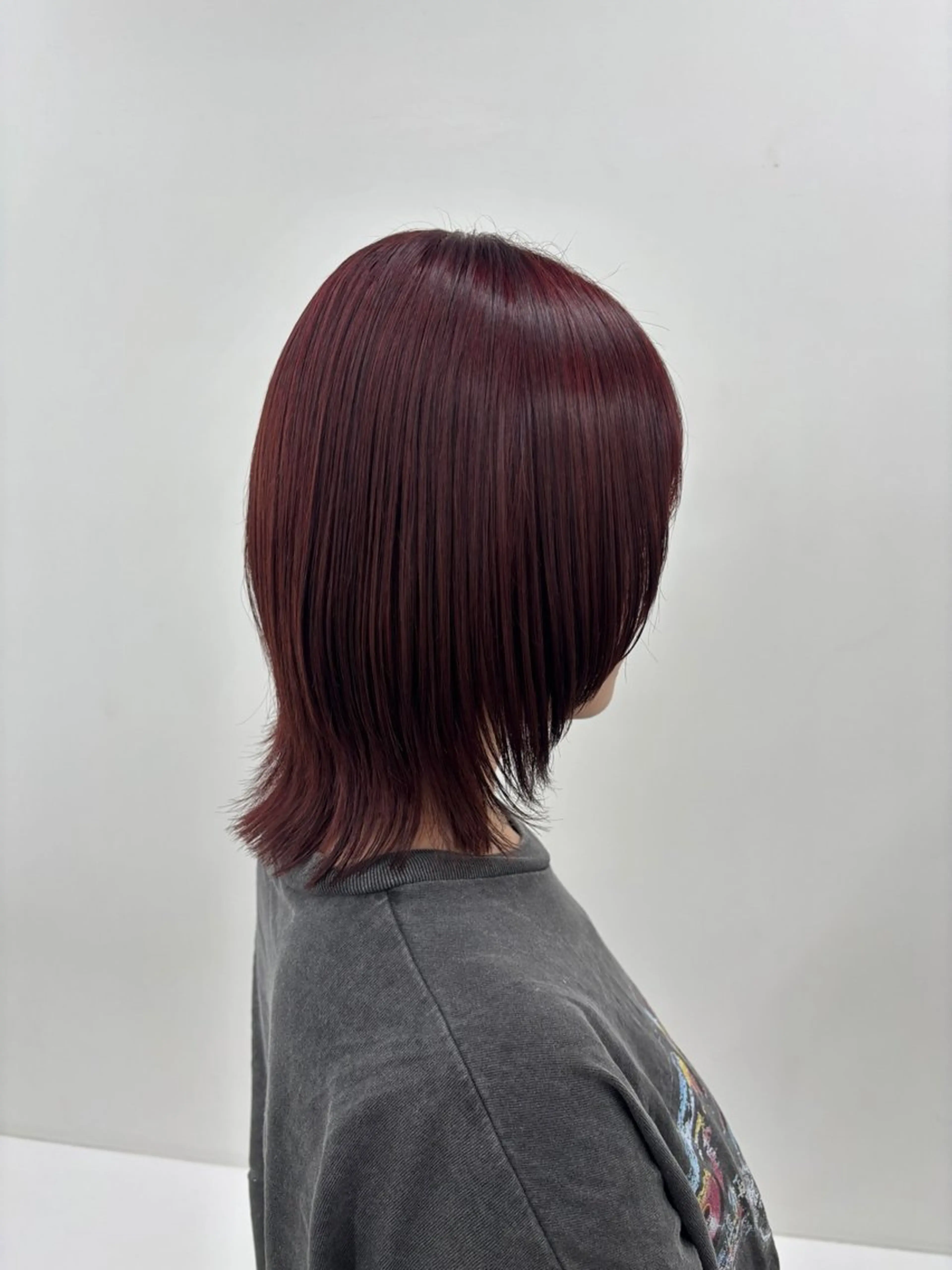 ミディアム 工藤 璃乃のヘアスタイル