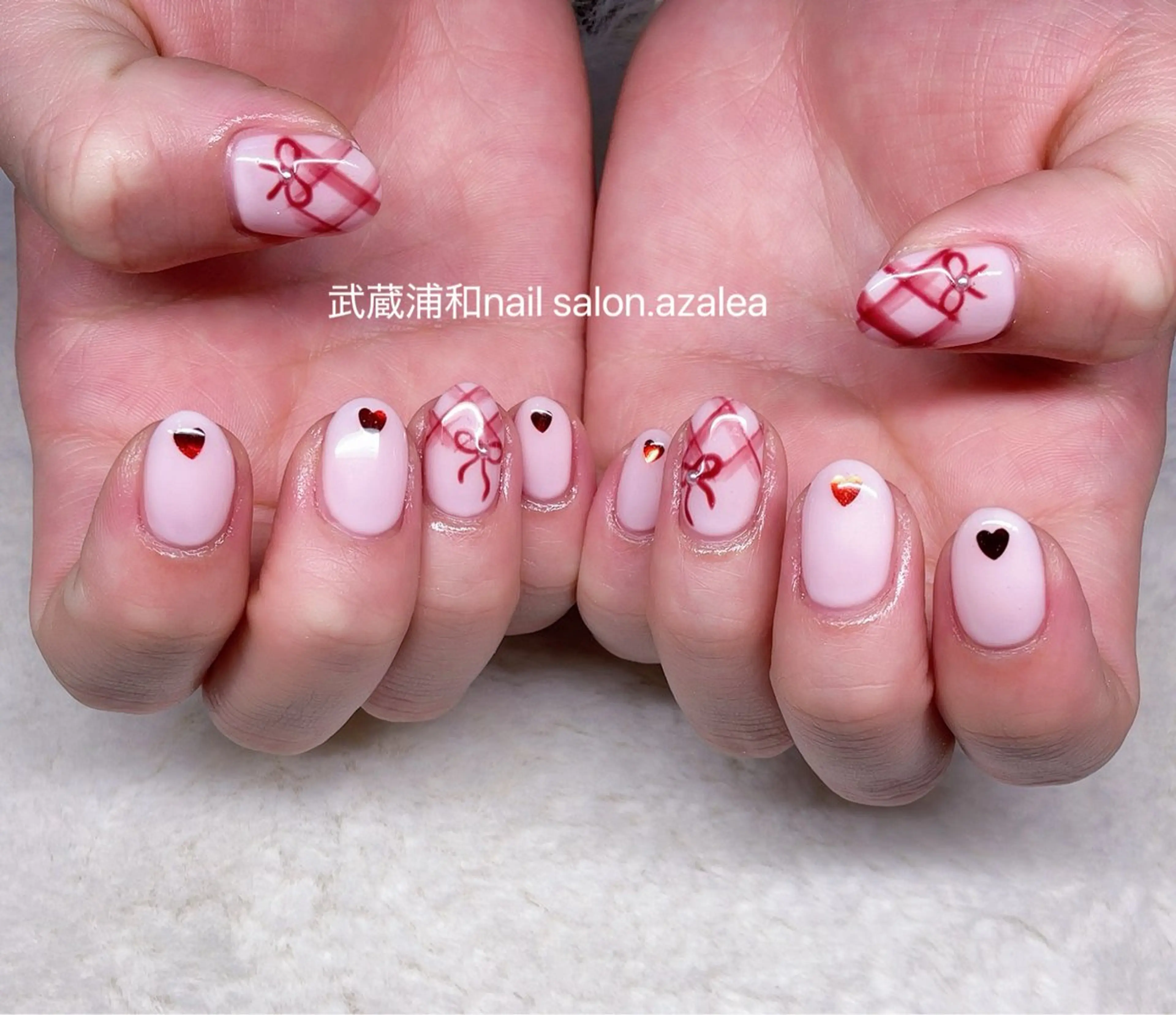 ネイル ハンドネイル R inのネイルデザイン