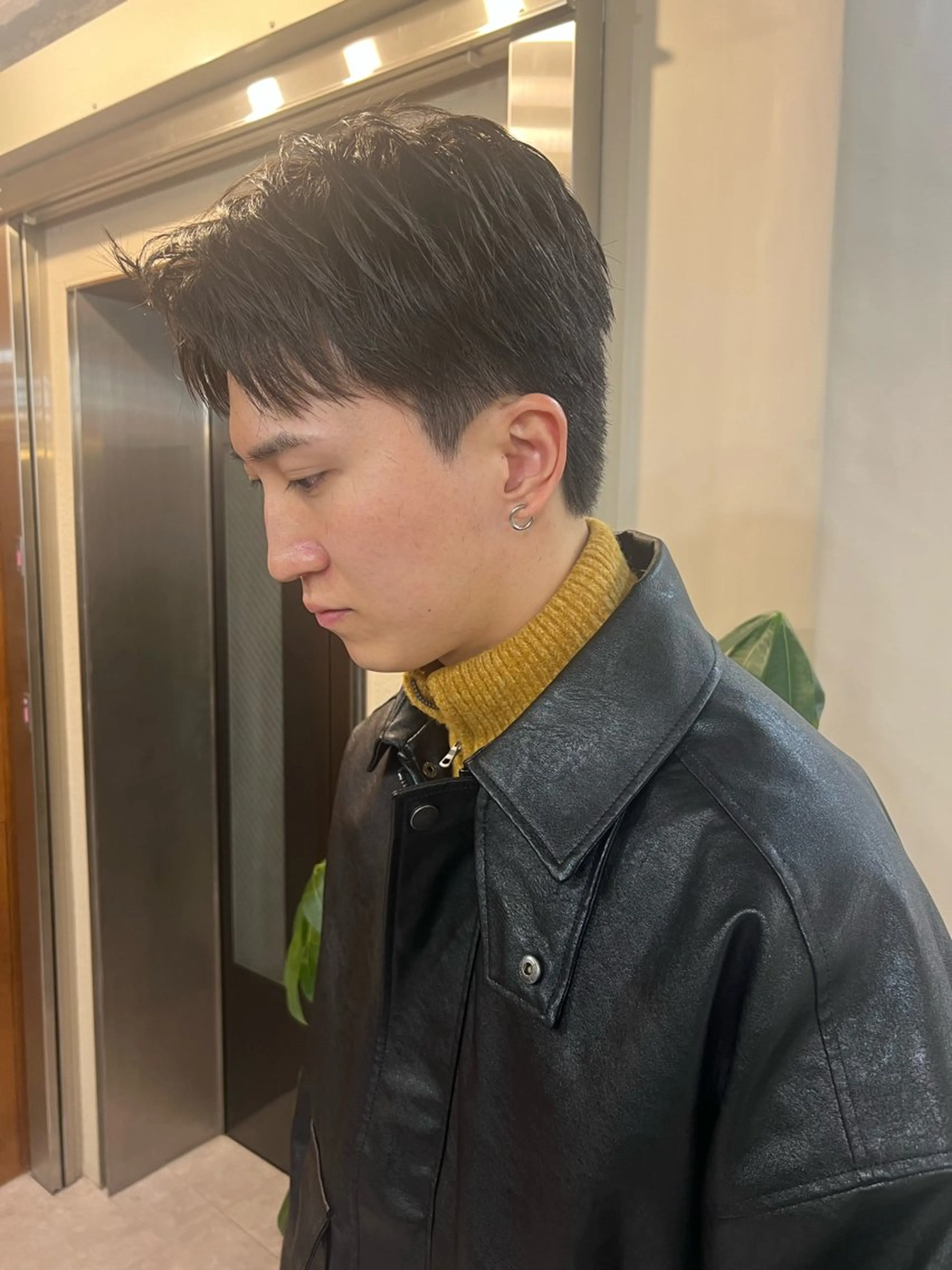 ショート メンズ メンズ職人/センター パート/富沢真斗のヘアスタイル