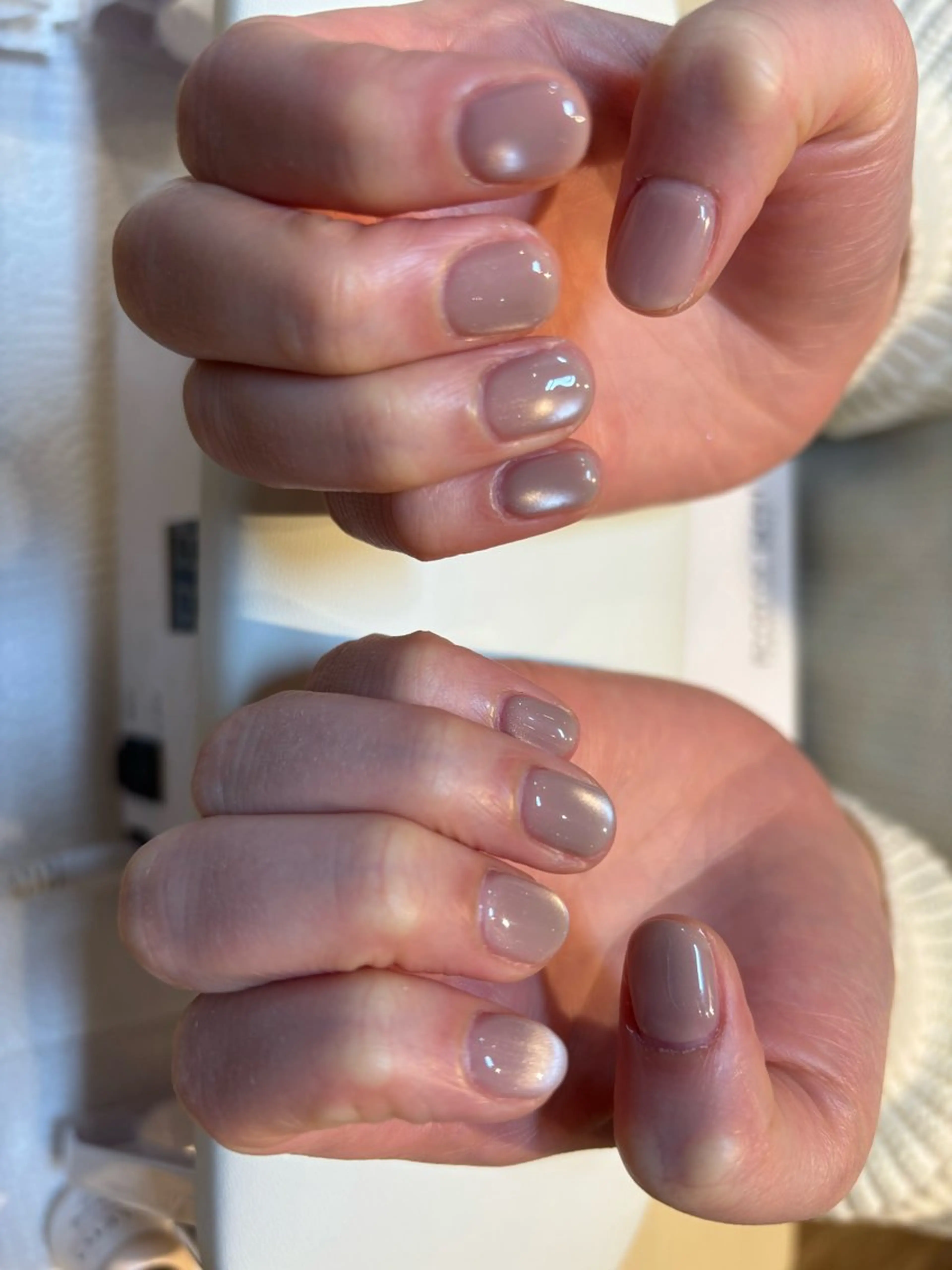 ネイル マグネットネイル 楡井 陽菜のネイルデザイン