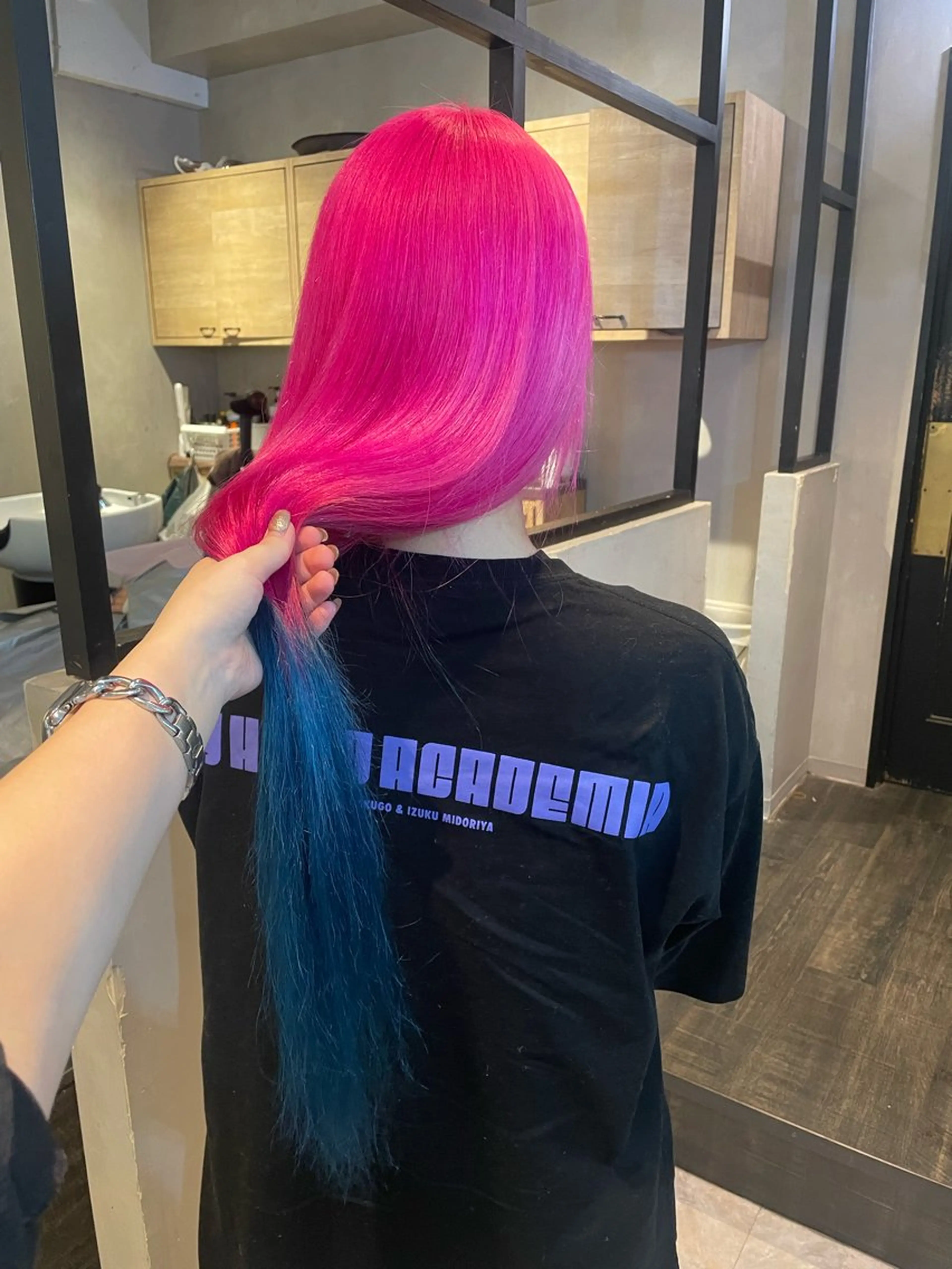 ロング カラー ブルーカラー ピンクカラー ツートーンカラー カット ヘアカラー トリートメント hisano / ハイトーン･透明感のヘアスタイル