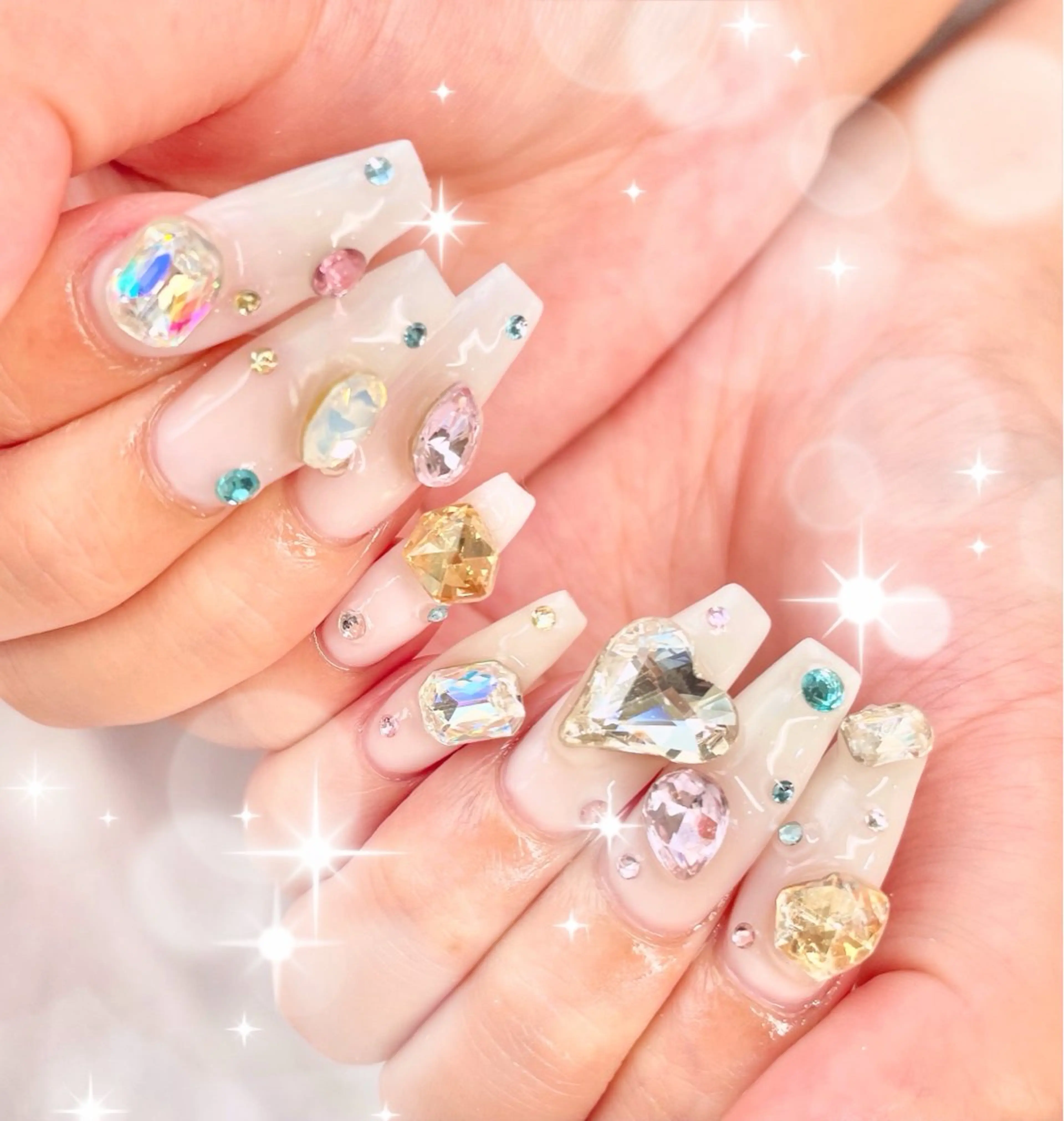 ネイル 長さ出し キラキラネイル 夏ネイル joieange nanami/京橋のネイルデザイン