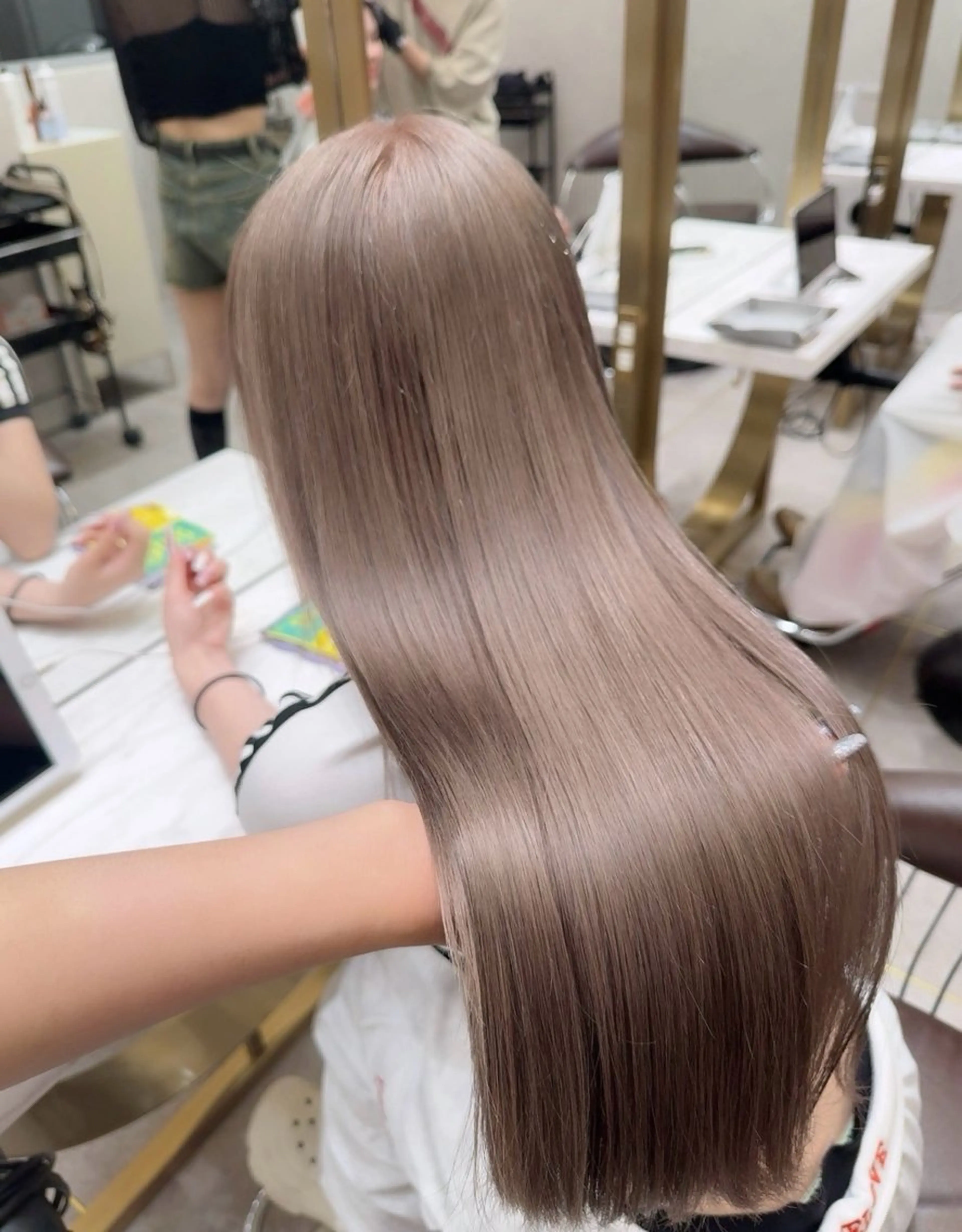ミディアム ヘアカラー トリートメント 🎀似合わせカット/ 透明感カラー/翼🎀のヘアスタイル