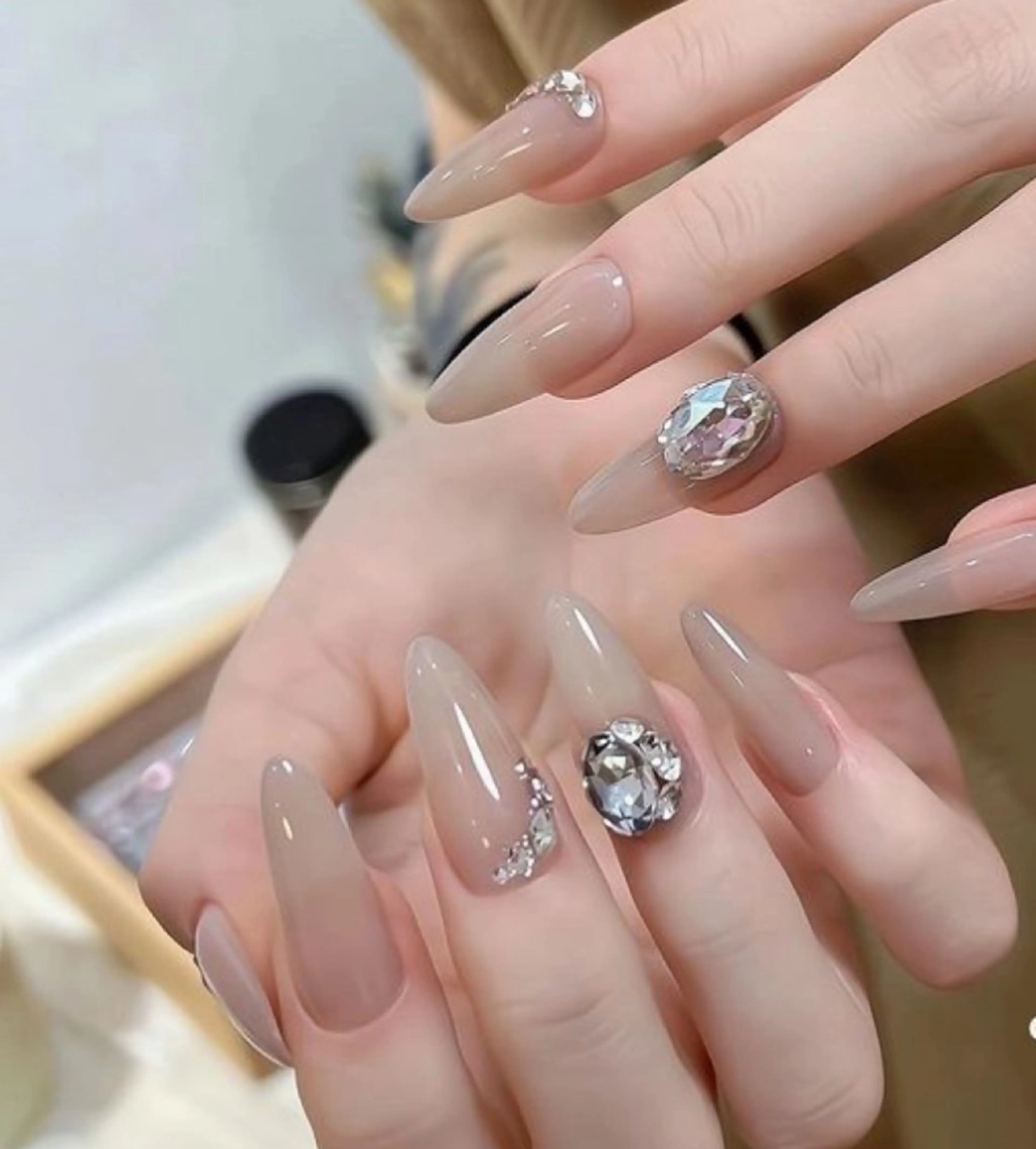 ネイル 韓国ネイル 持ち込み ニュアンスネイル ネイルチップ ハンドネイル Tini ANA.CHUOのネイルデザイン