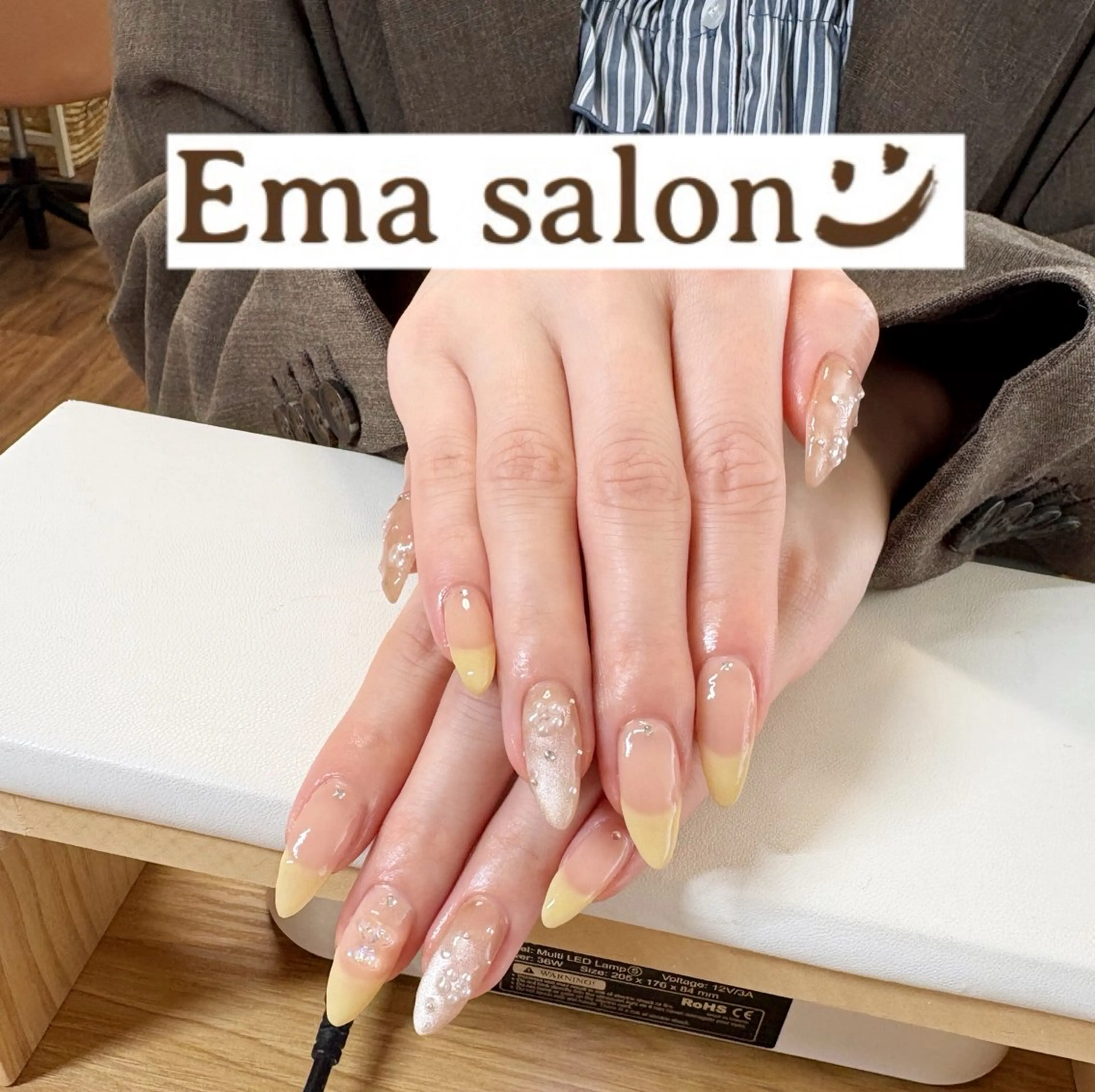 ネイル フレンチネイル ロングネイル マグネットネイル 持ち込み 黄色 ハンドネイル Ema salon hiromiのネイルデザイン