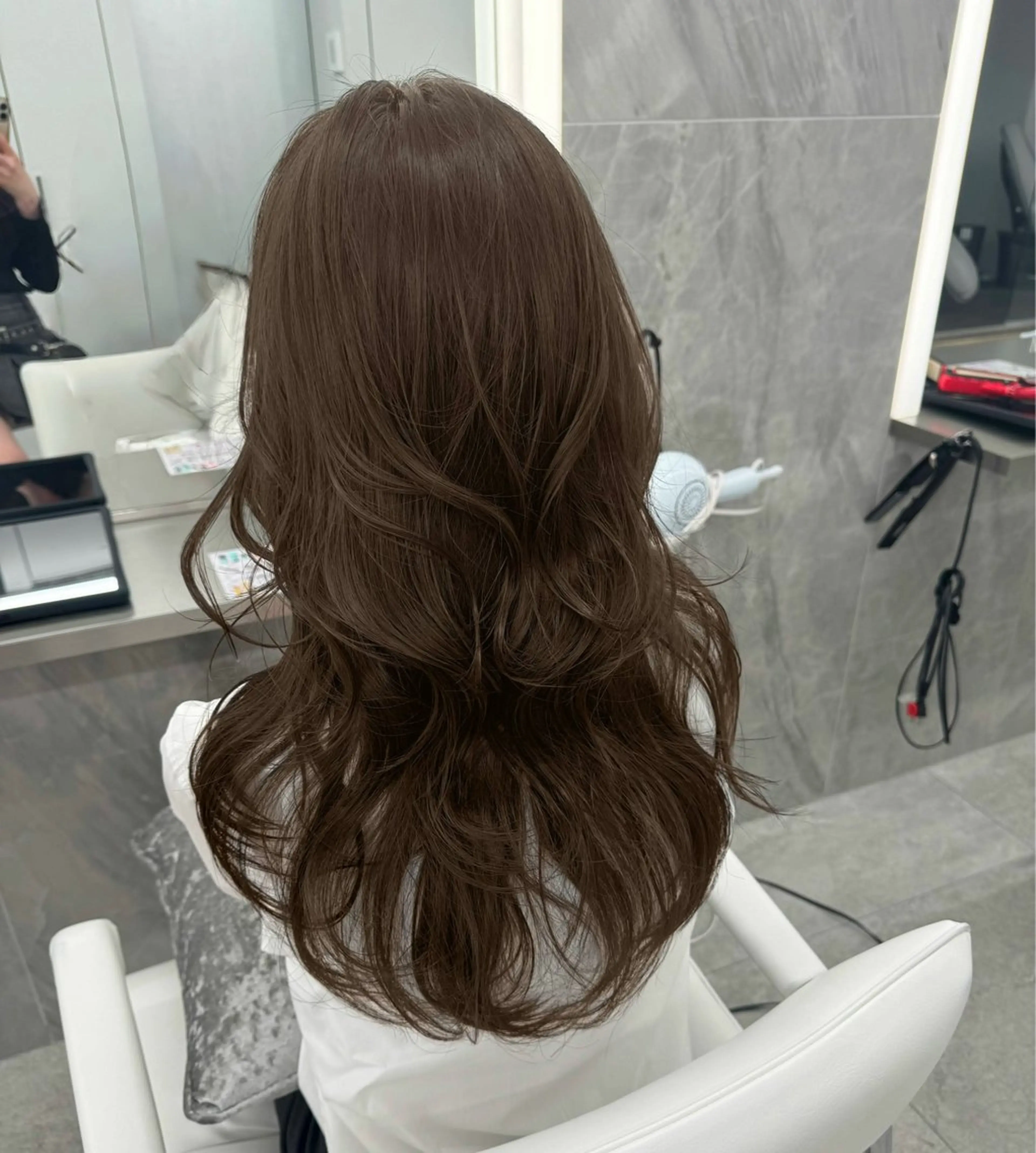 ロング ami 大人モテ/レイヤーのヘアスタイル