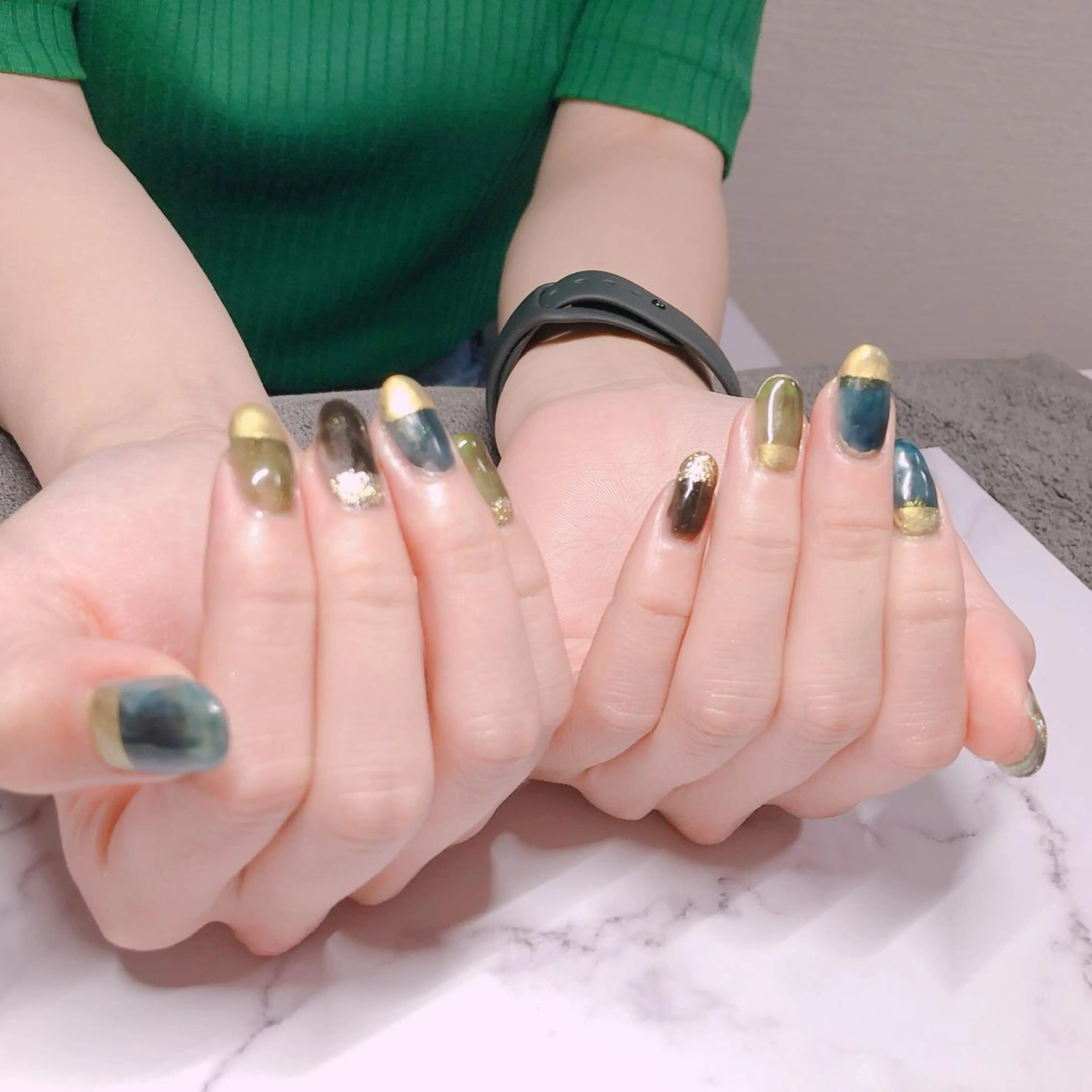 ネイル 持ち込み 奥園 良恵のネイルデザイン