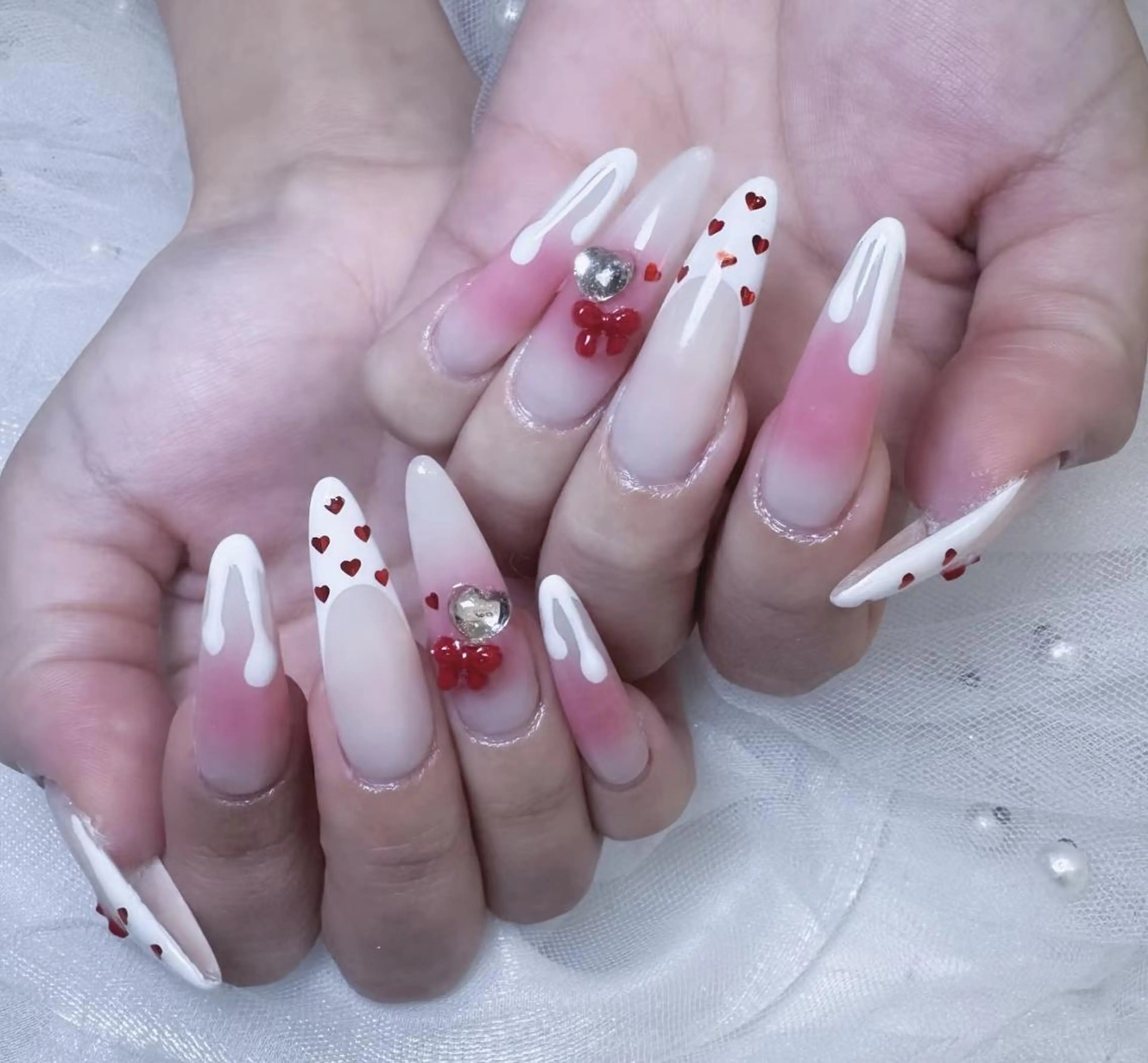 ネイル Chiara 長さ出し/フィルインのネイルデザイン