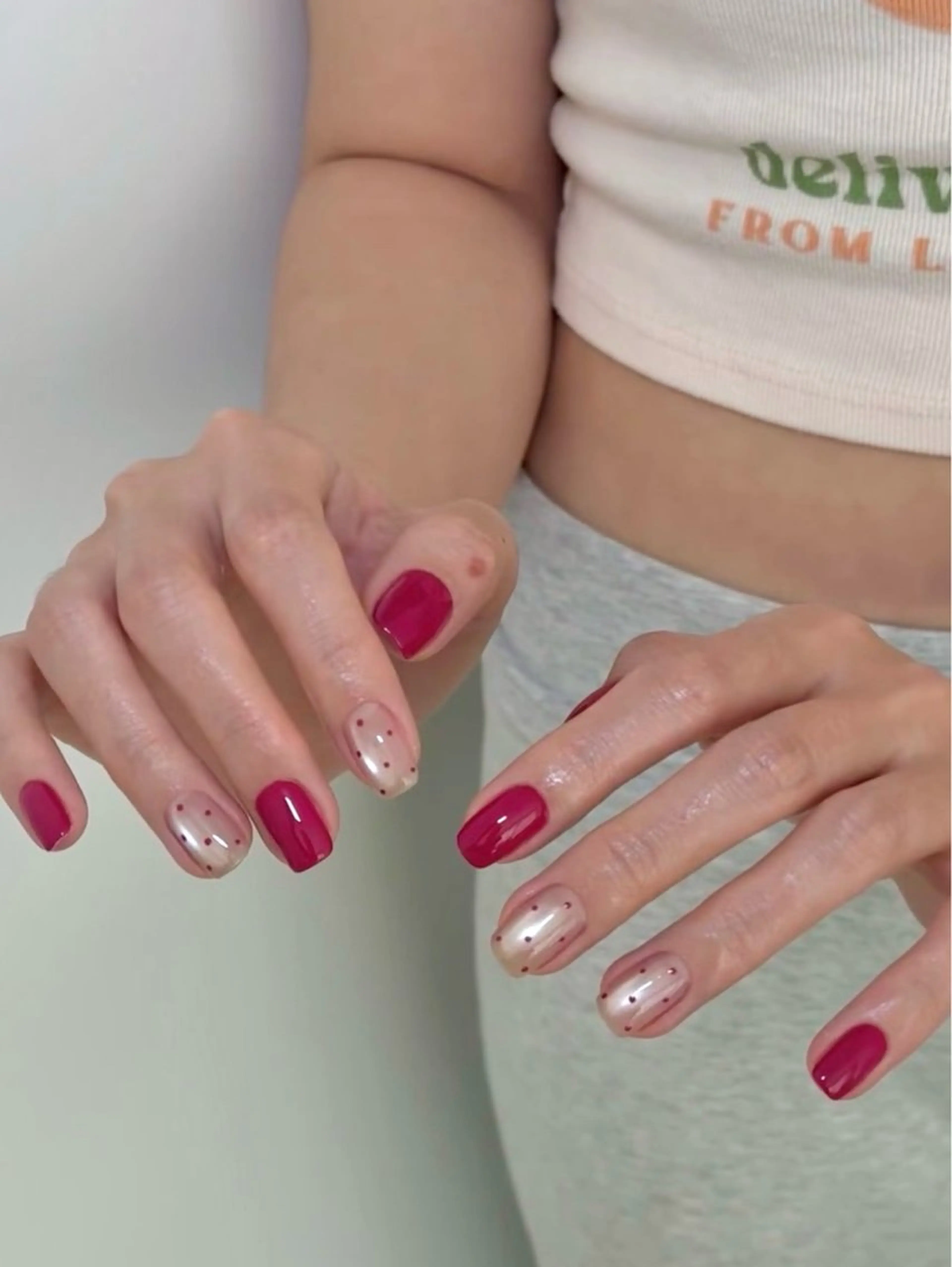 ネイル アートネイル オーロラネイル チークネイル フレンチネイル ガラスフレンチ 🎀YooLi Nail salonのネイルデザイン