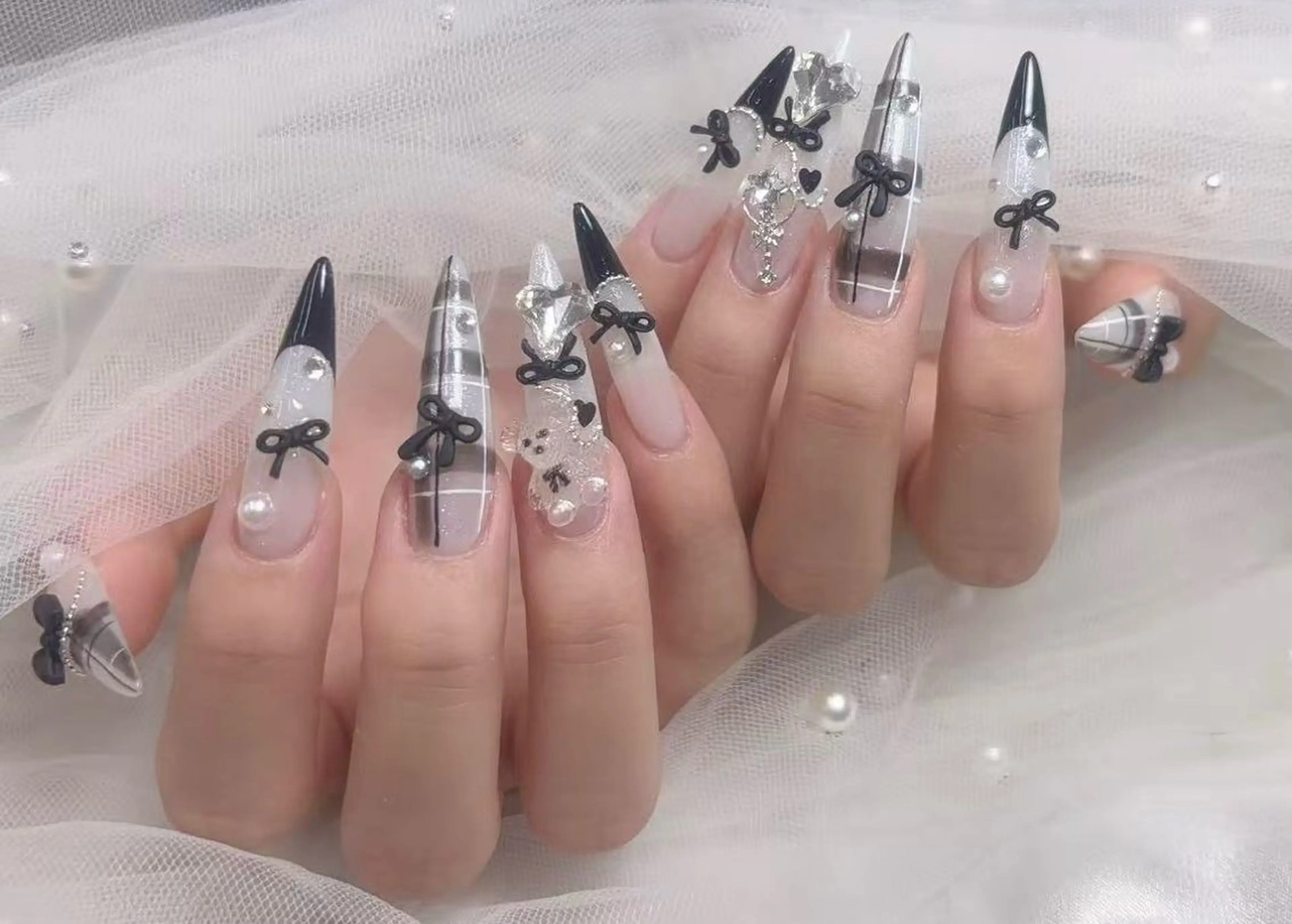 ネイル チョウ チョウのネイルデザイン