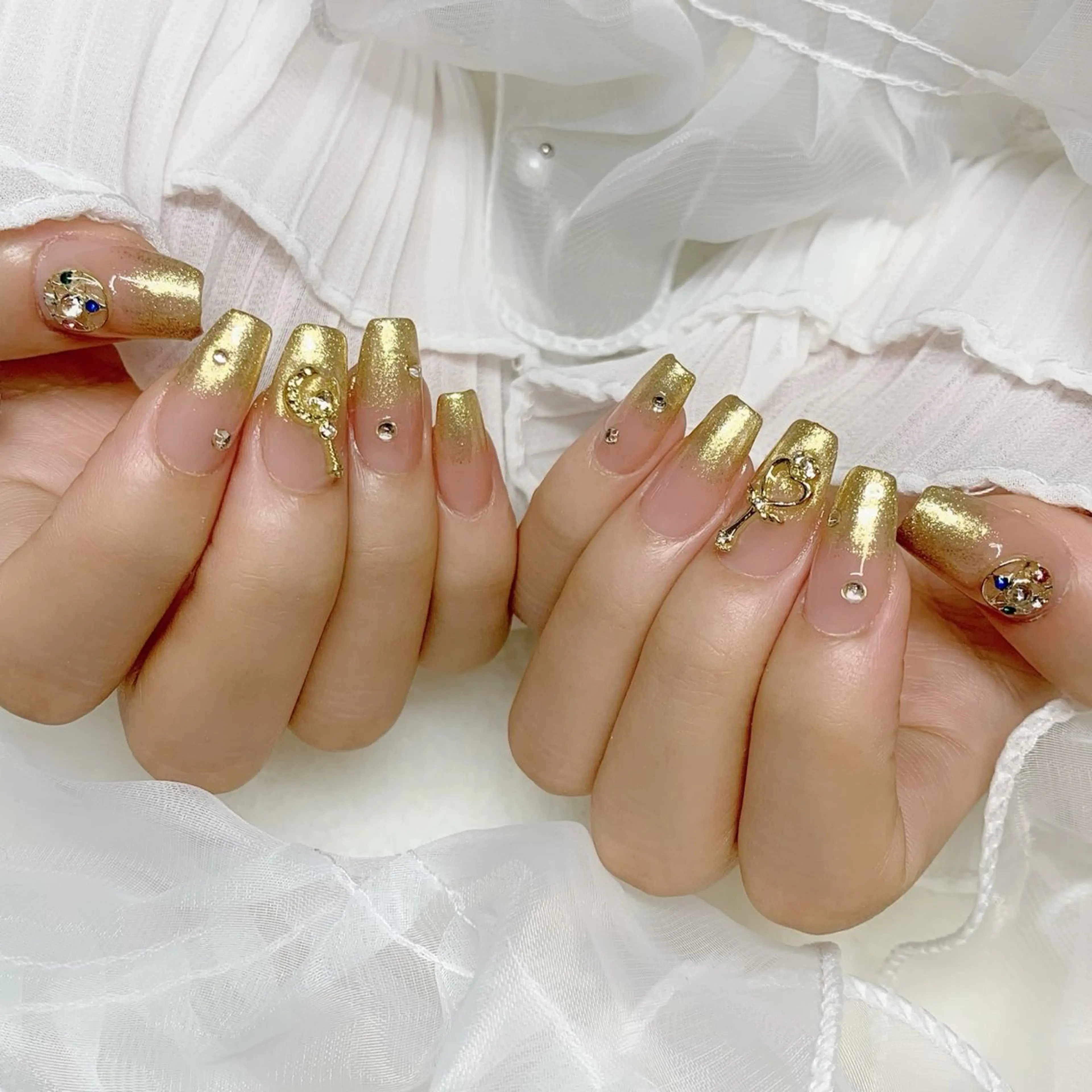 ネイル BIYU ESTETICA ORIENTAL 大泉店所属・mi yuのネイルデザイン