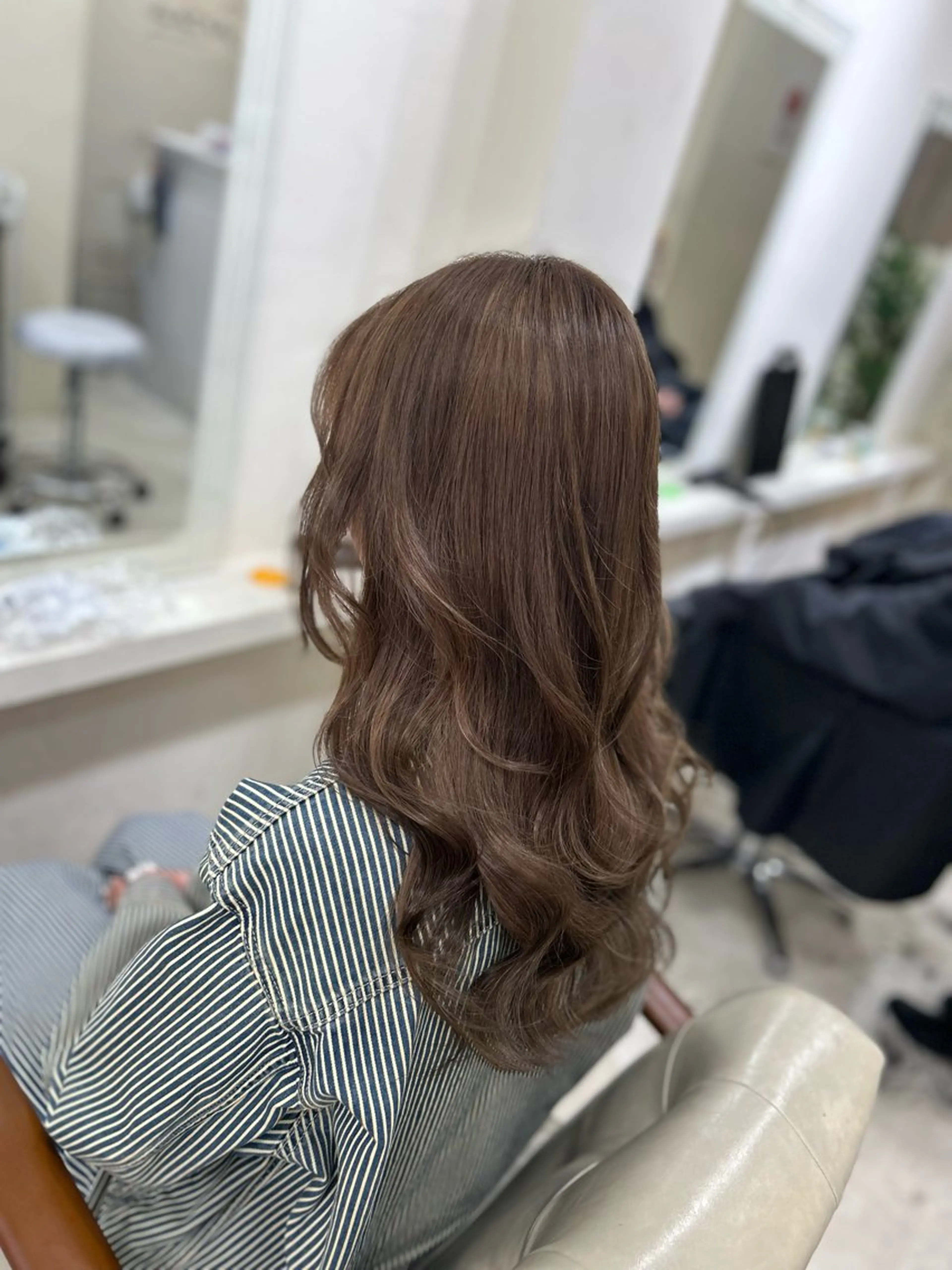 ロング チョコレートブラウン ヘアカラー トリートメント 🤍爆モテハイトーン 🤍ブリーチ特化🤍のヘアスタイル