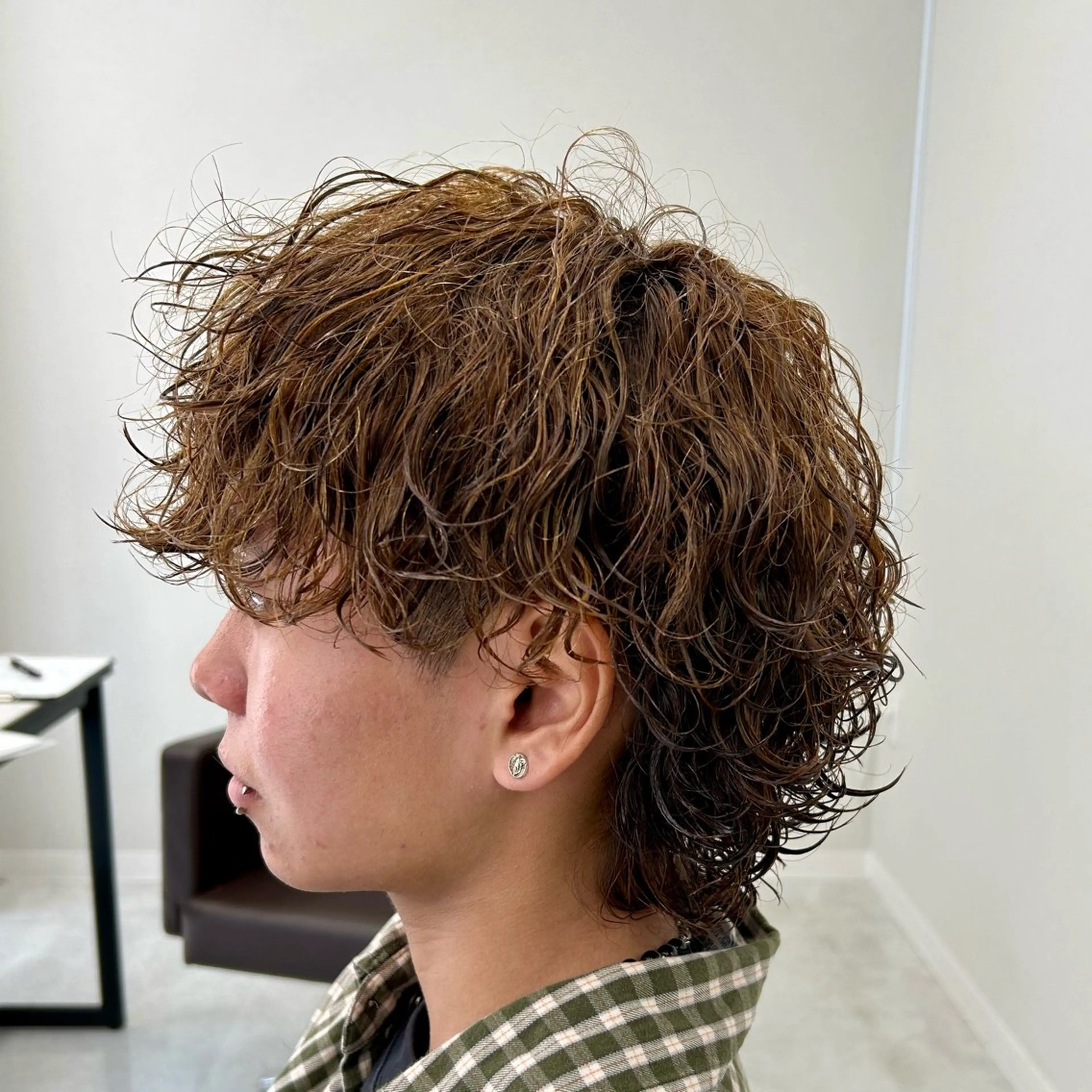 ミディアム パーマ メンズ カット パーマ トリートメント ヘッドスパ ヘアセット 🏁メンズパーマ/ RYOYAのヘアスタイル