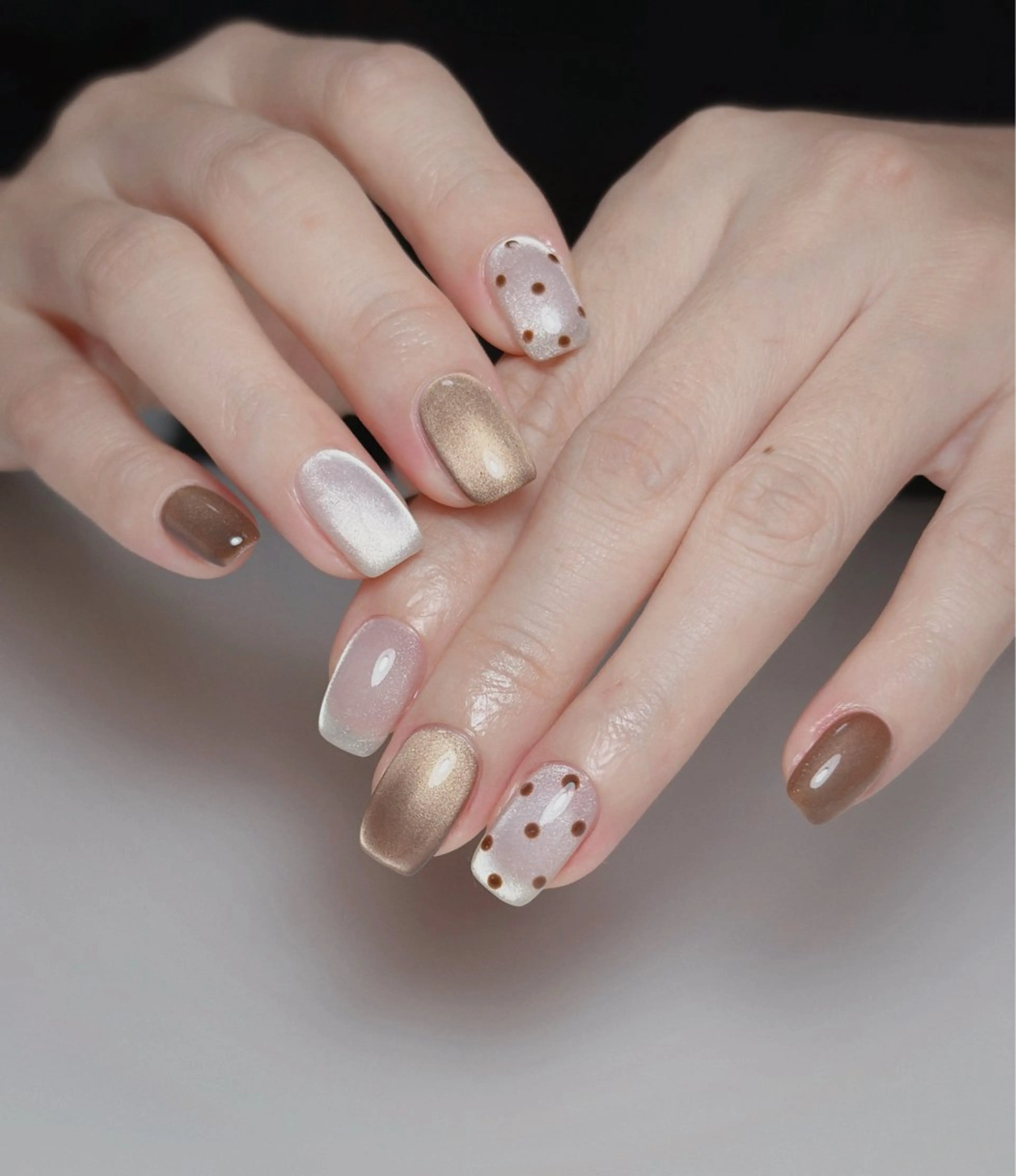 ネイル オーロラネイル 長さ出し フットネイル 韓国ネイル ラメ(グリッター) 👍thumbs up nail👍のネイルデザイン
