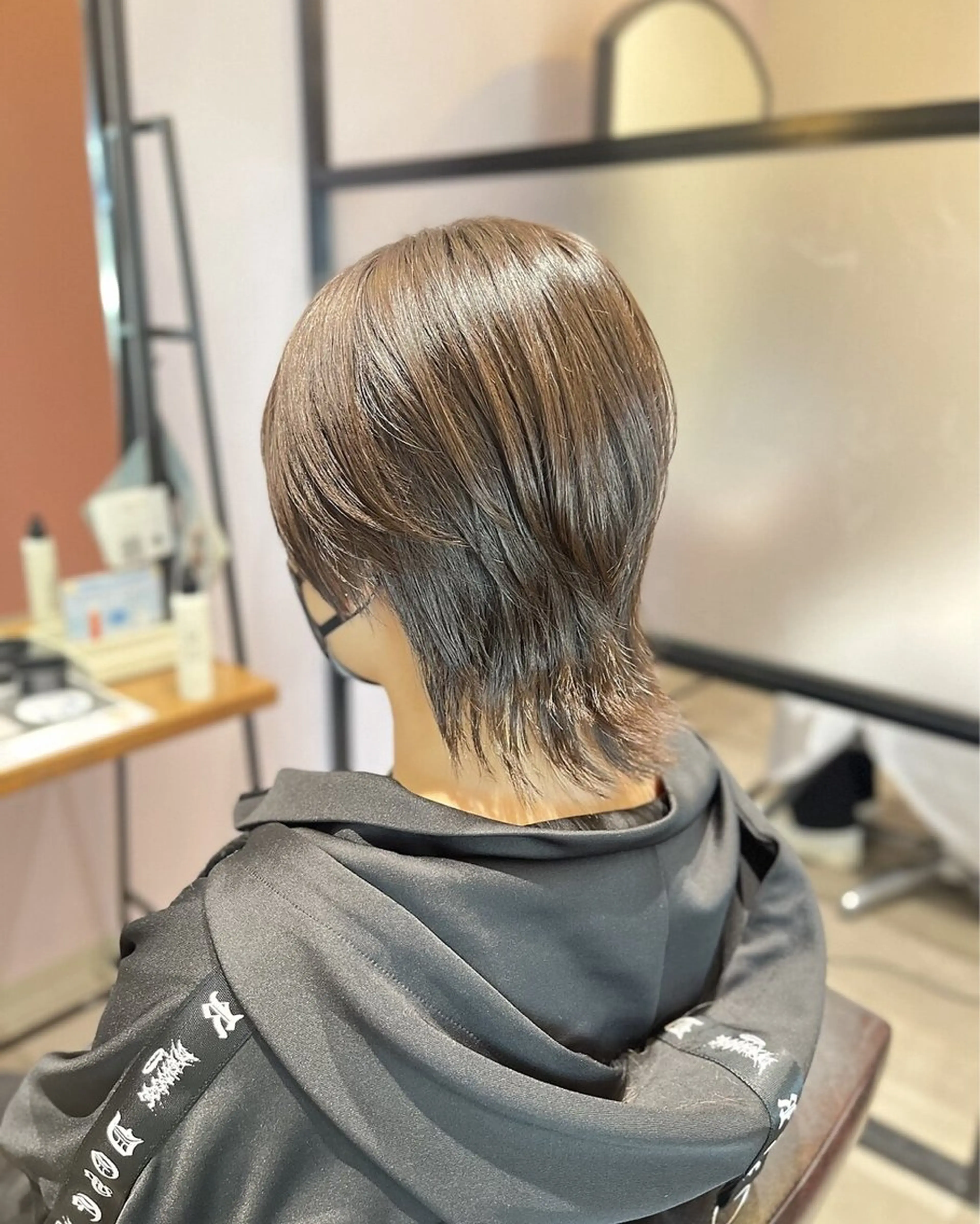 カラー 西原 愛紗のヘアスタイル