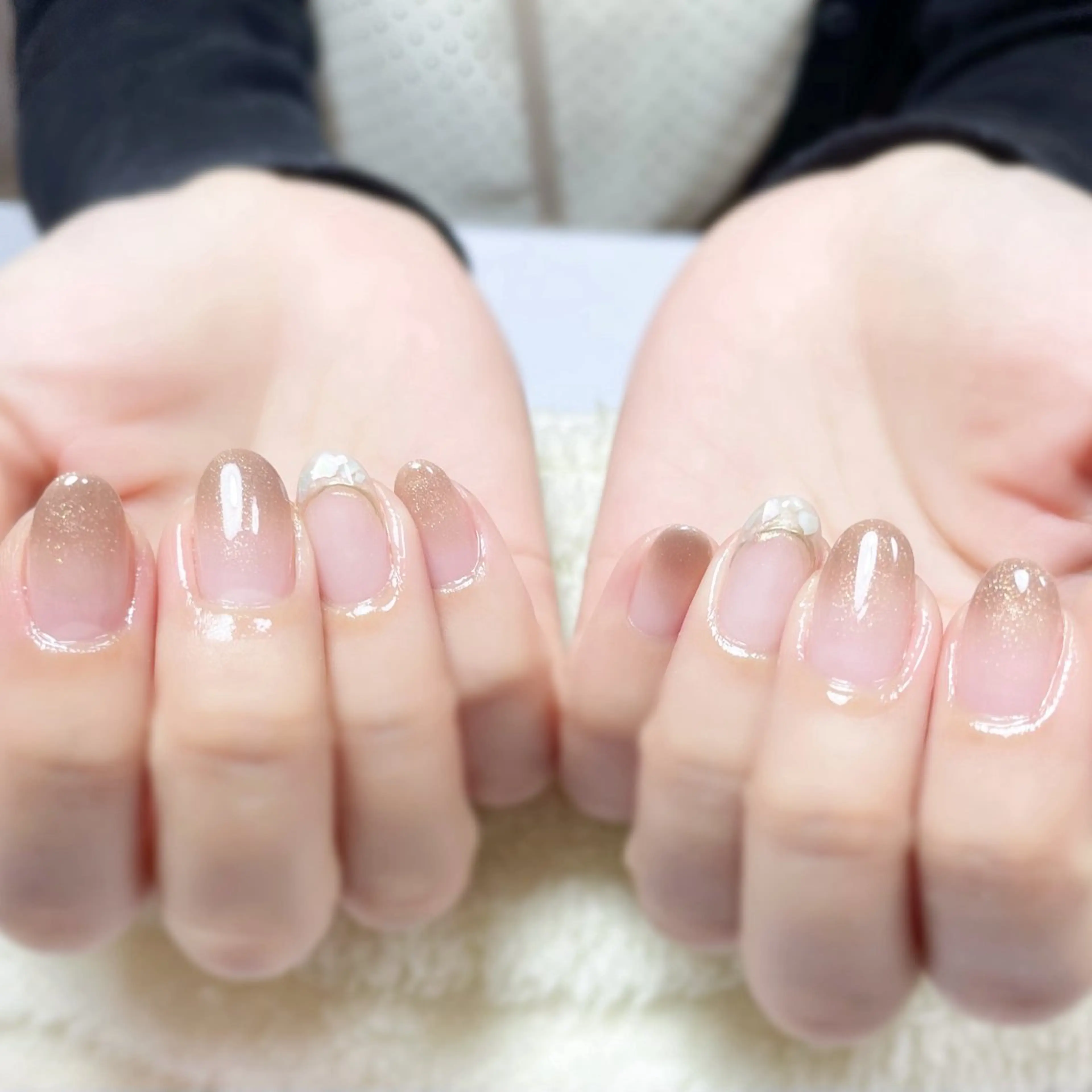 ネイル ブラウン オフィスネイル シンプルネイル Chicchi 加茂宮駅徒歩3分のネイルデザイン