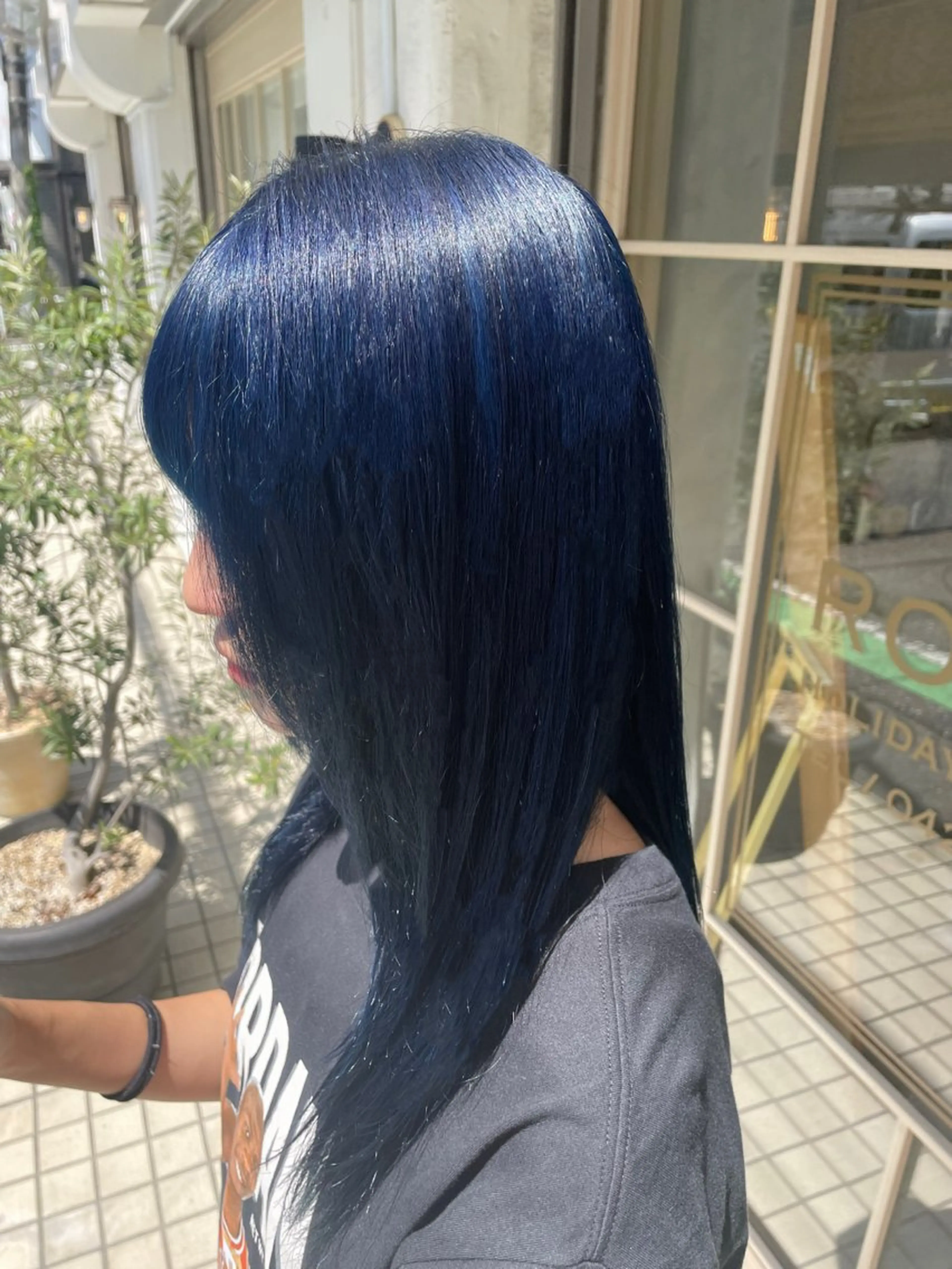 ロング カラー アイナ ROCCOのヘアスタイル