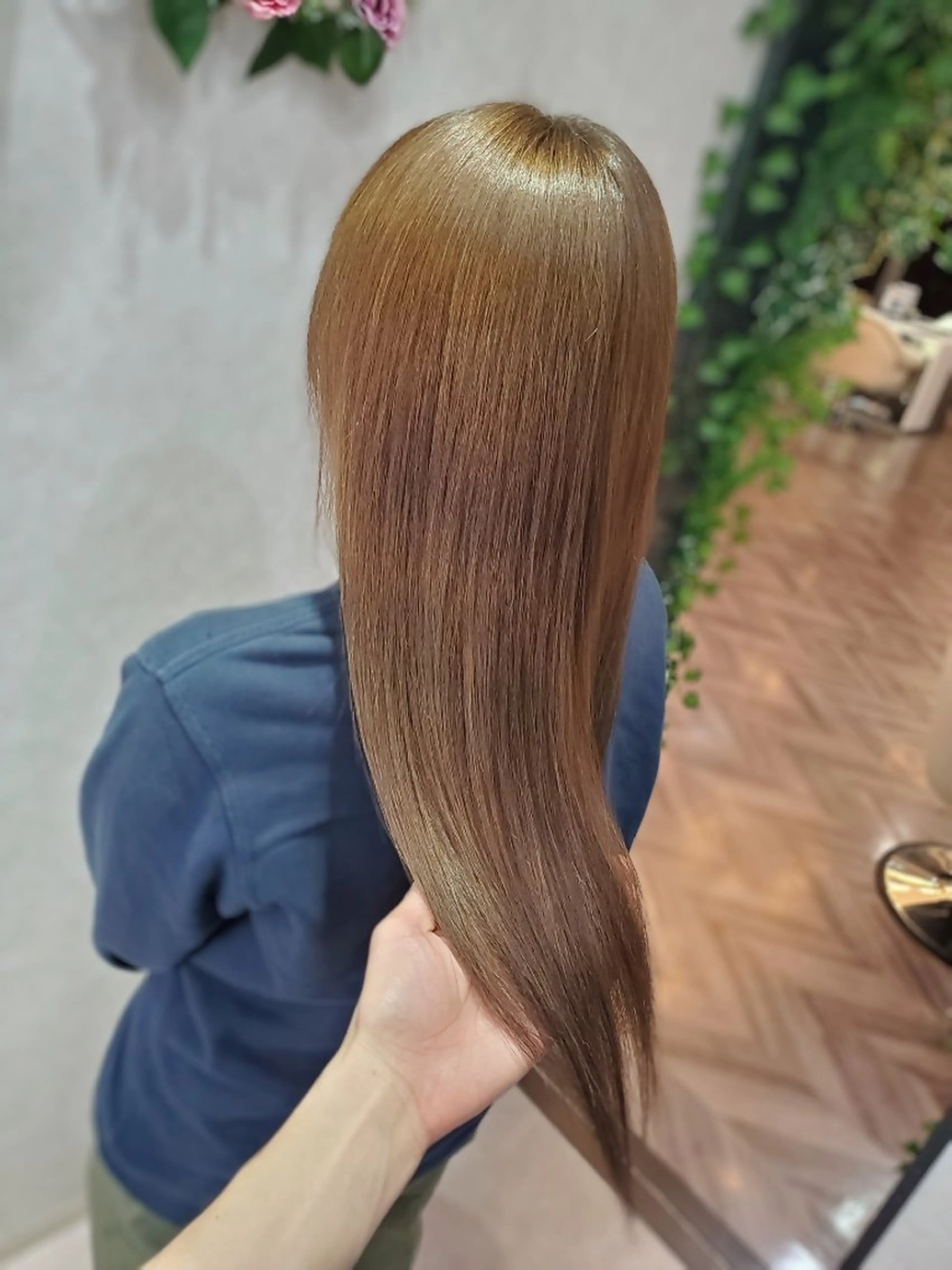 ロング カラー 小島　崇義 ブリーチお任せ下さいのヘアスタイル