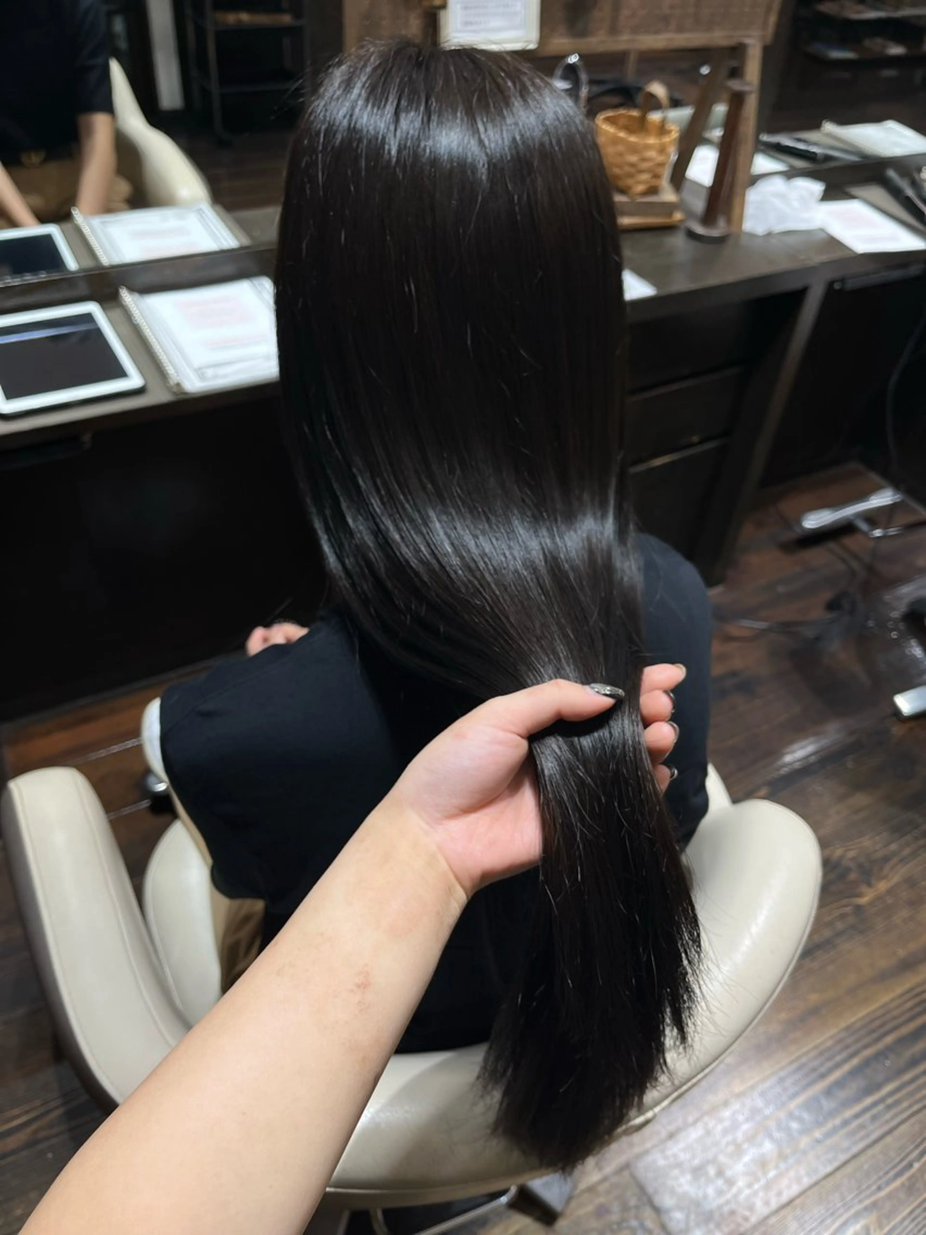 ロング 小林蕗湖/ カット・カラー✨のヘアスタイル