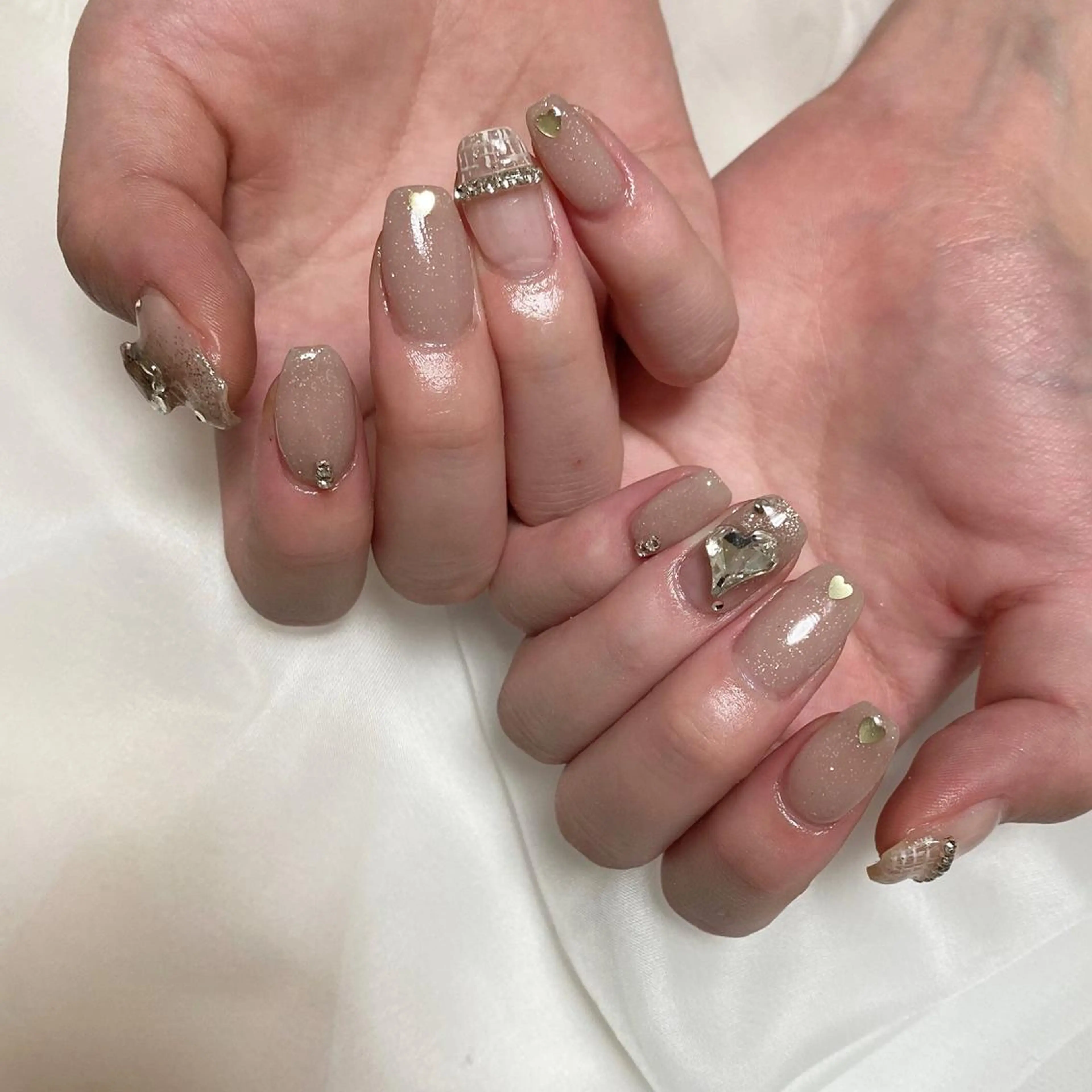 ネイル フレンチネイル ハート キラキラネイル 韓国ネイル ピンク h.ours _のネイルデザイン