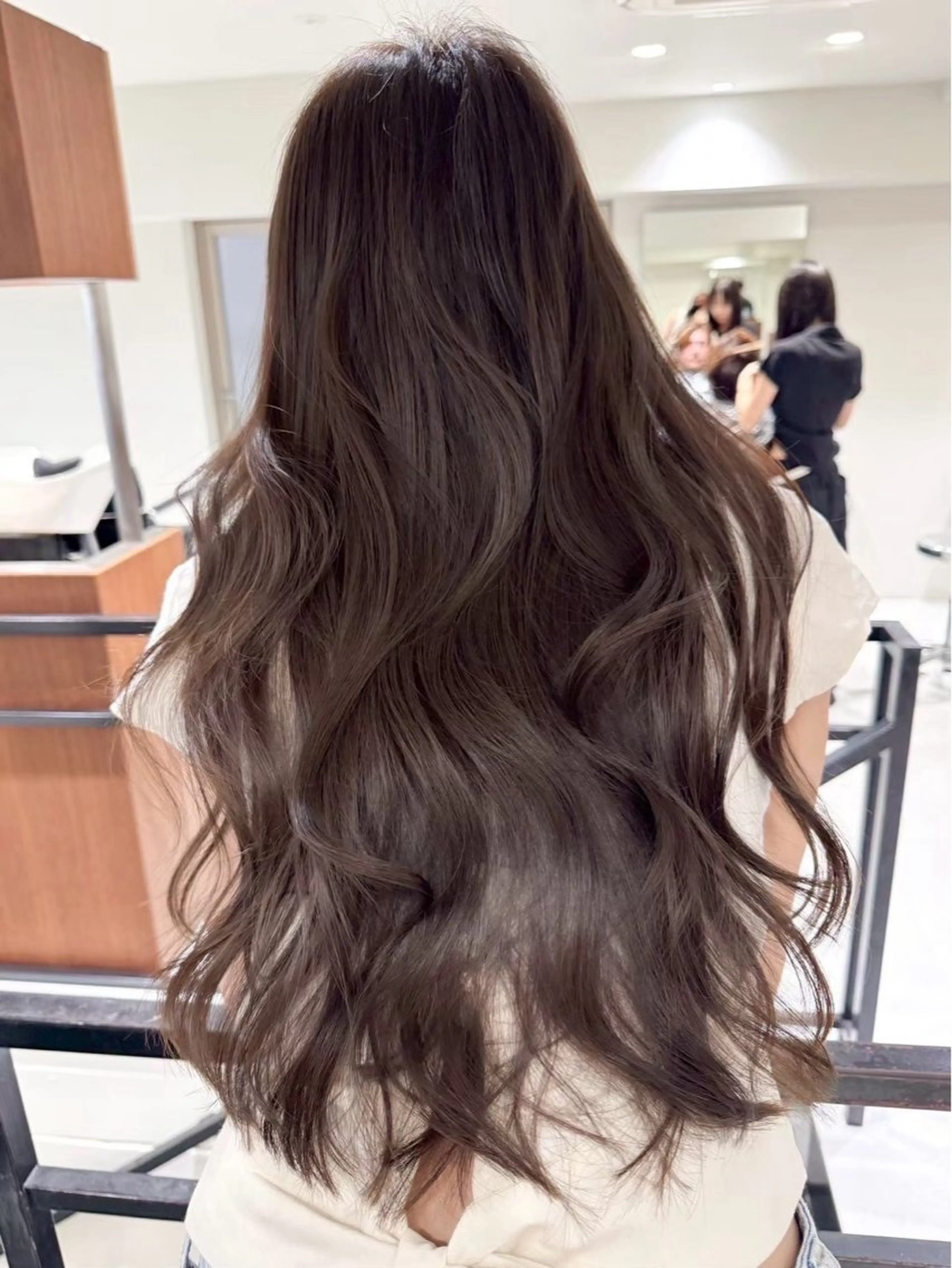 🌟ミニモ特別価格🌟限定メニュー🌟 艶カラー➕カットの写真