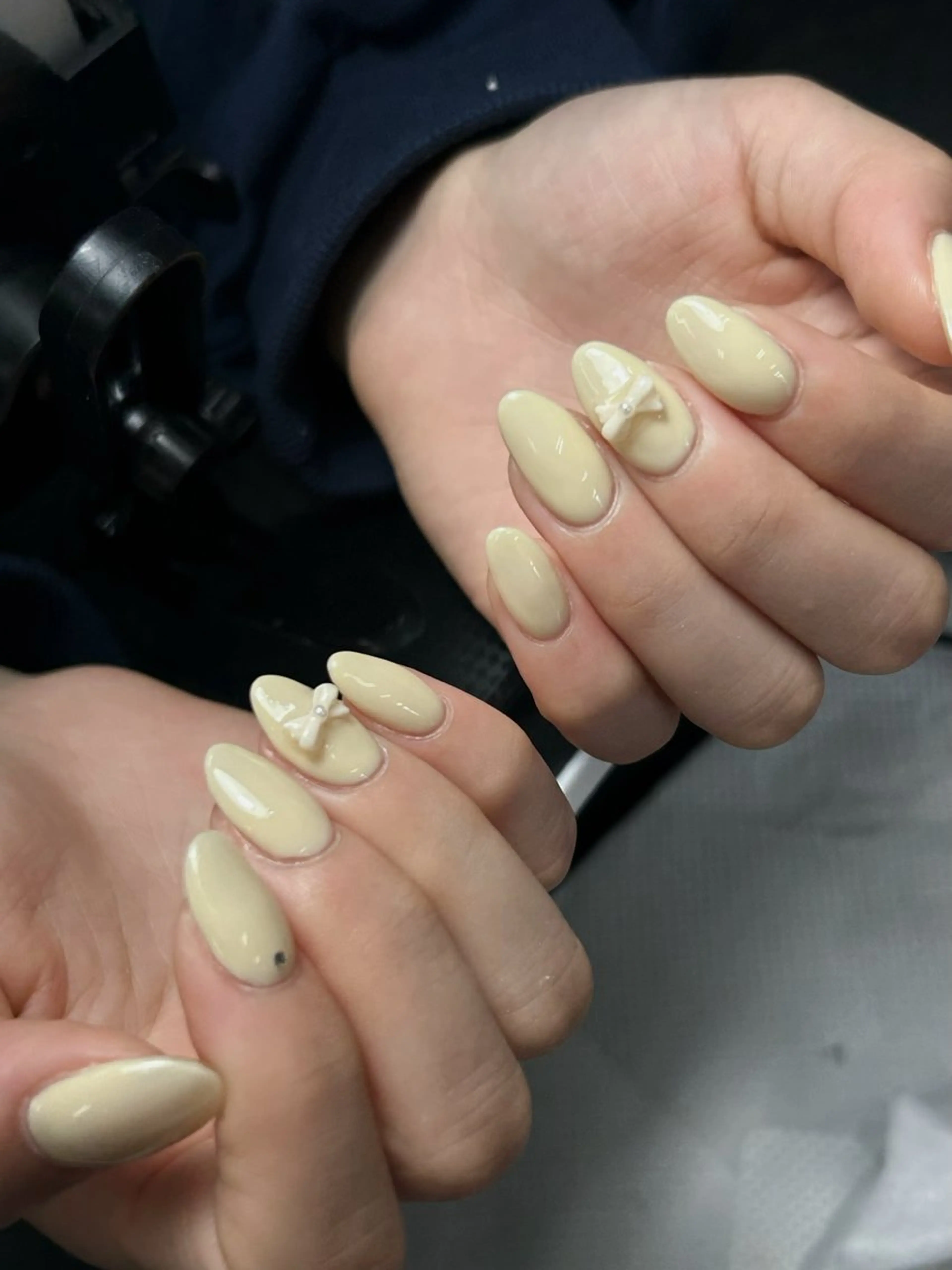 ネイル アートネイル オーロラネイル フレンチネイル ジェルネイル ガラスフレンチ RINN ANA.CHUOのネイルデザイン
