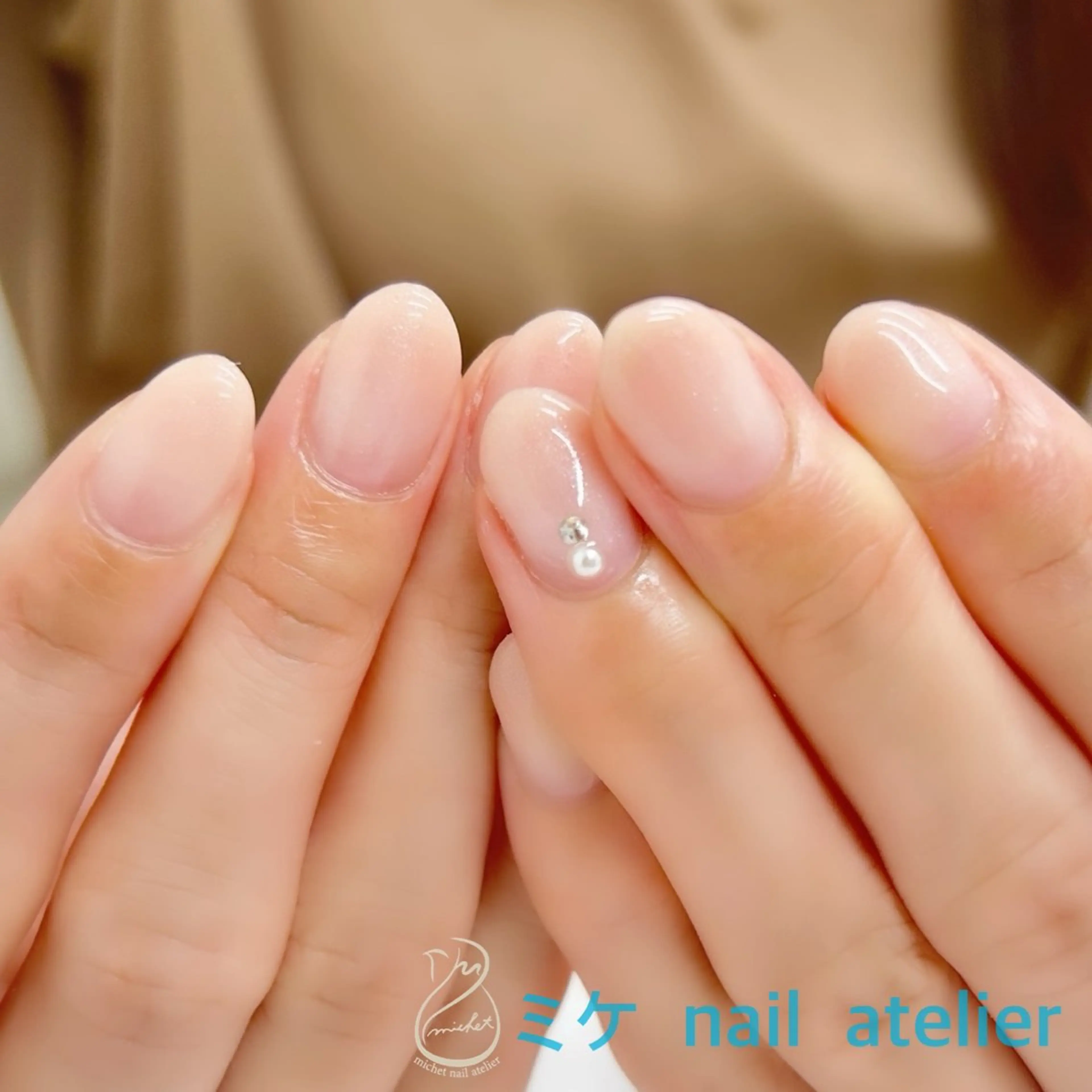 ネイル アートネイル ジェルネイル グラデーション シンプルネイル ストーンネイル ハンドネイル h. rikaのネイルデザイン