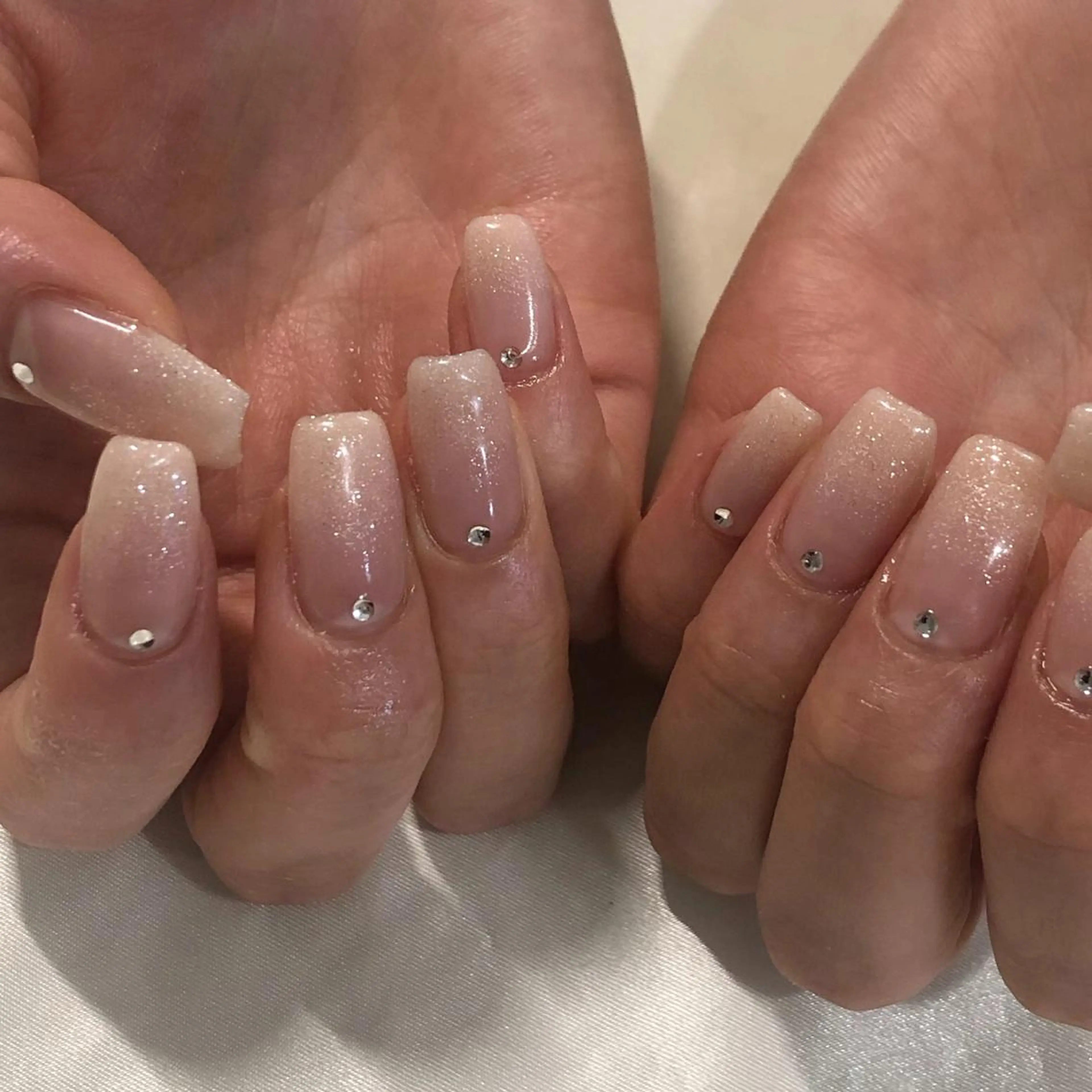 ネイル ハンドネイル ViViA momokaのネイルデザイン