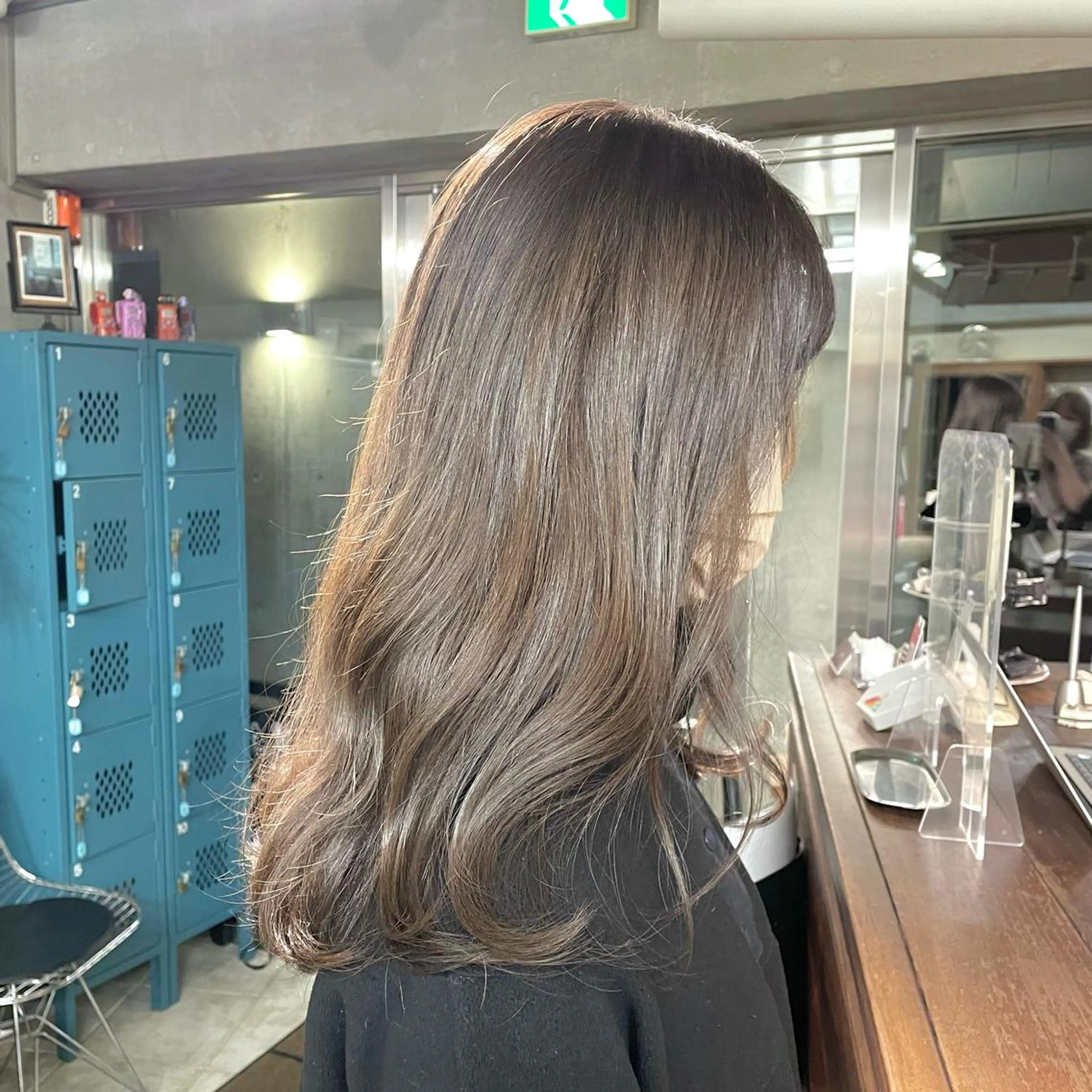 カラー ハイライトカラー 🫧BUBBLES 新所沢　かとうゆきのヘアスタイル