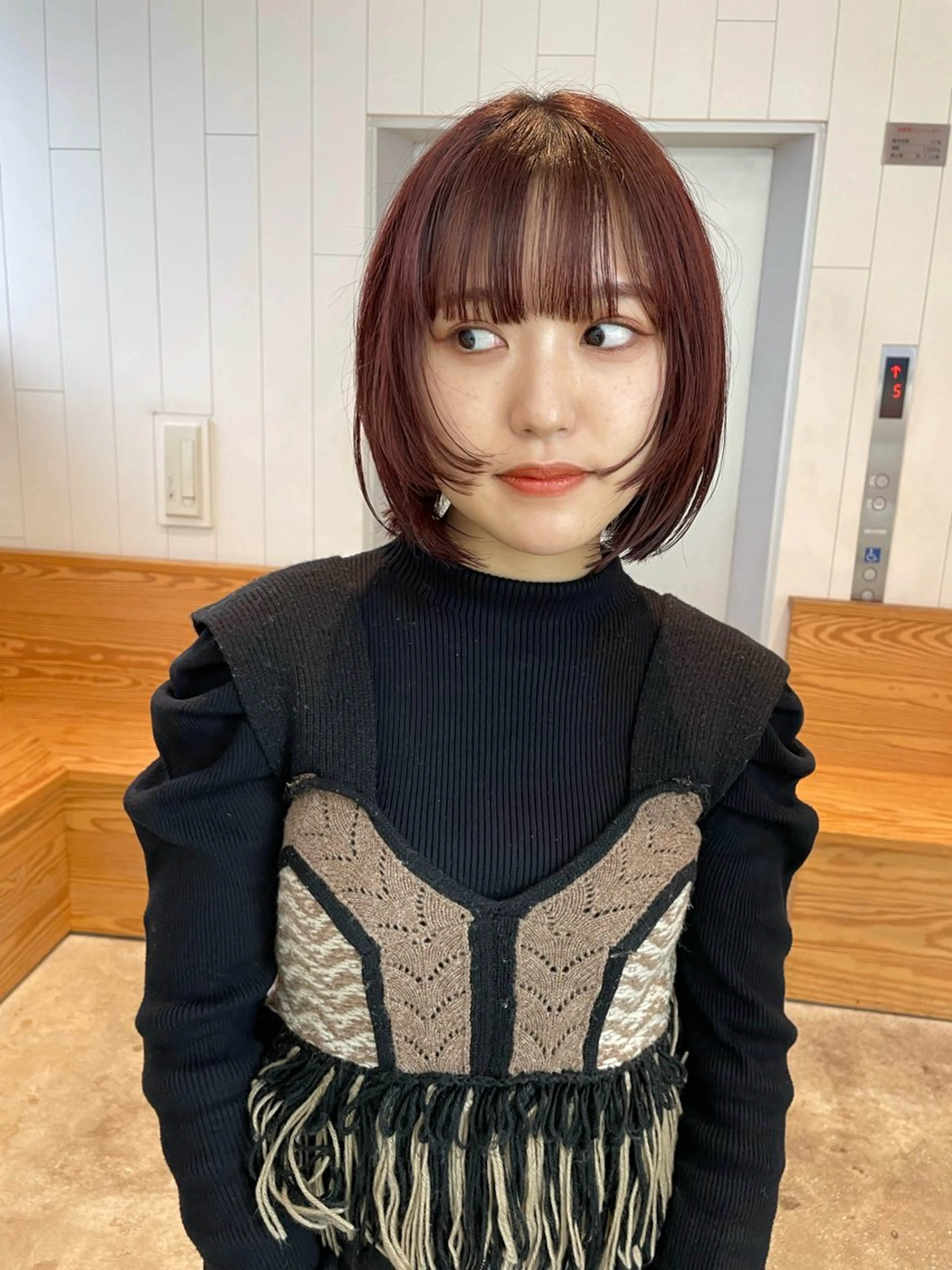 ショート カラー ボブレイヤー ブラウンカラー ピンクカラー ピンクブラウン ボブ カット ヘアカラー トリートメント パーマ/パーマ落とし 【Kouta】のヘアスタイル