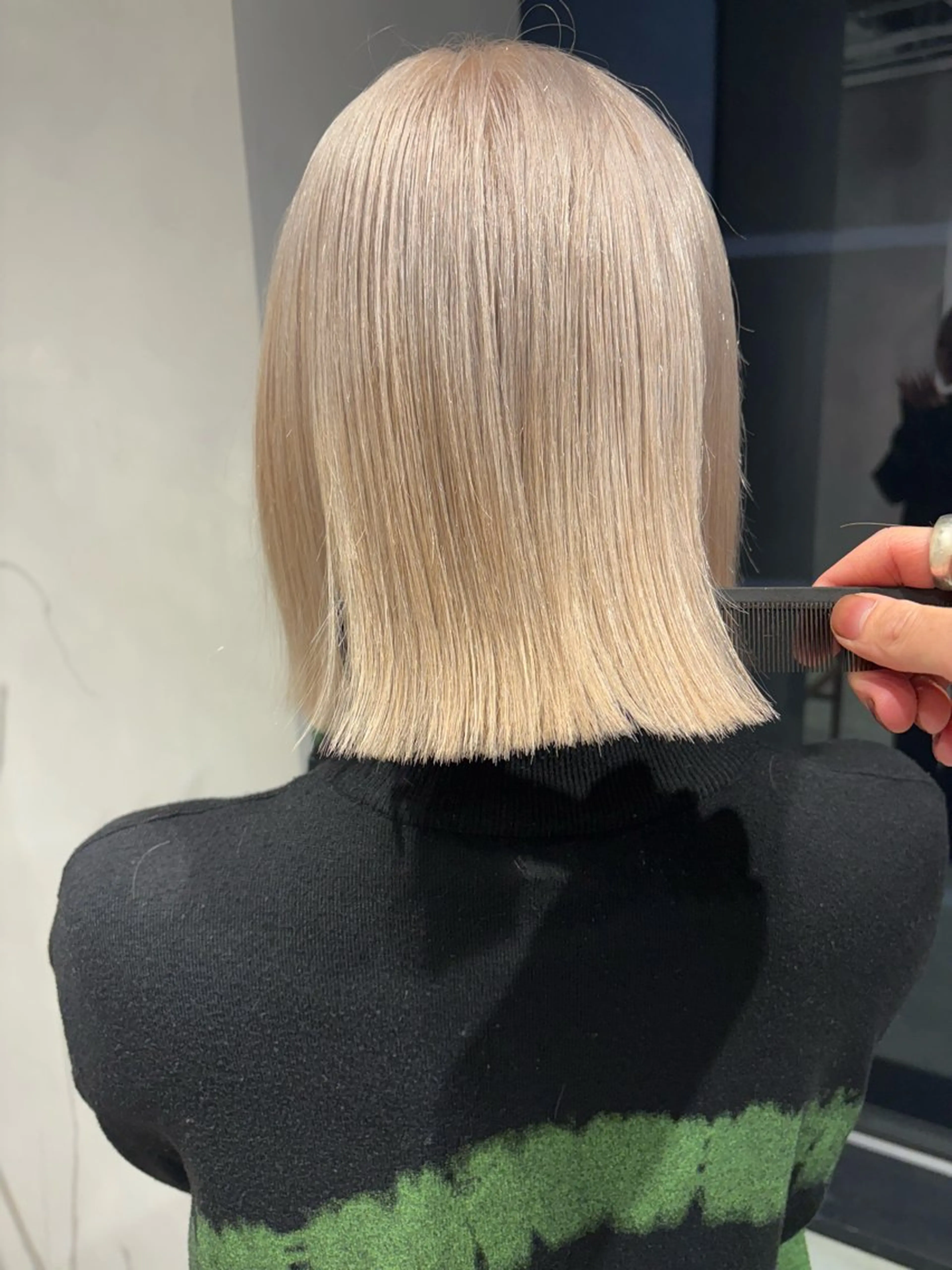 ミディアム ヘアカラー トリートメント 渋谷ハイトーン/ デザインカラー阿部のヘアスタイル