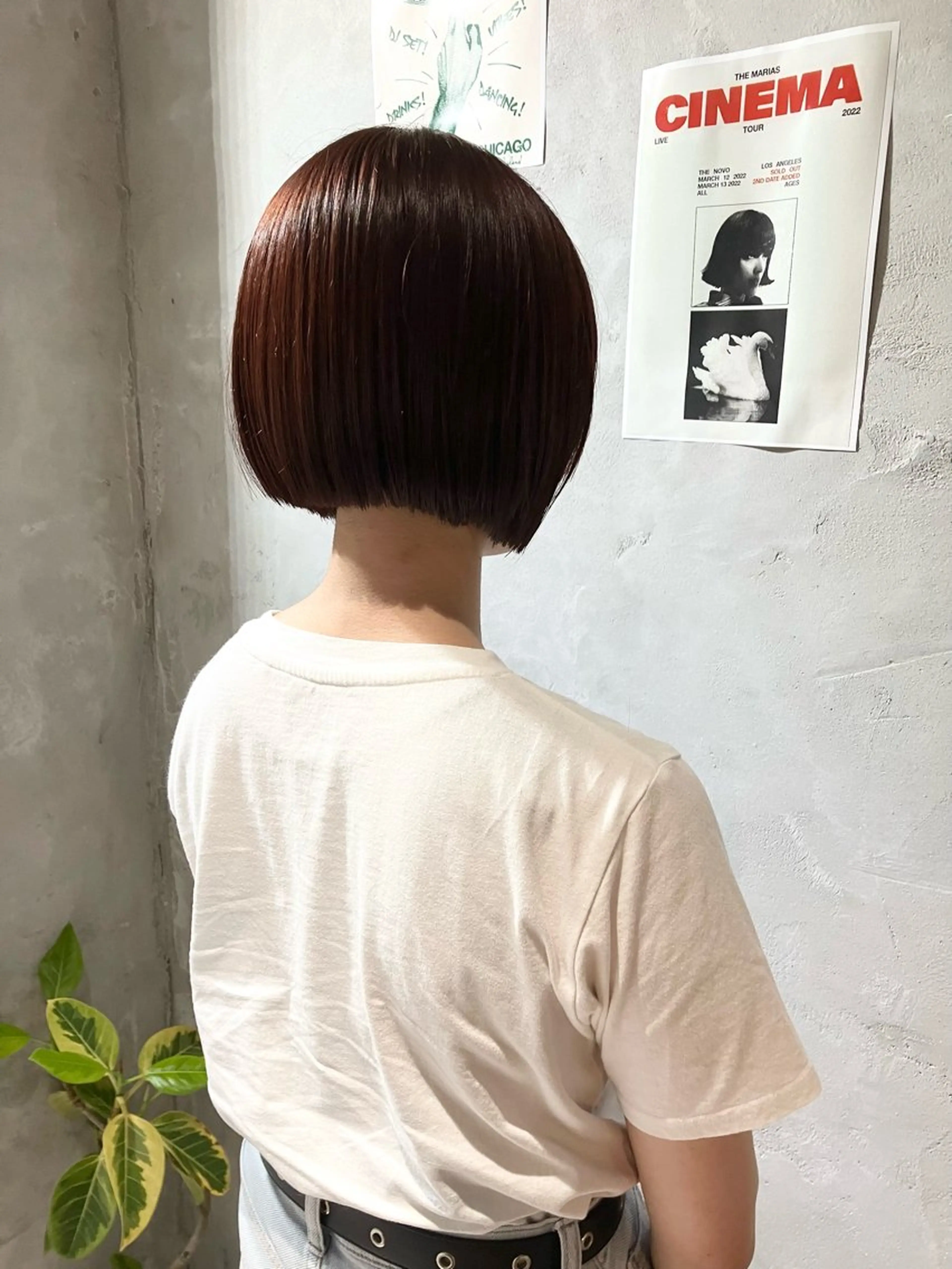 ショート カラー ブリーチ ボルドーカラー ブリーチなしカラー ボブ door white hideのヘアスタイル