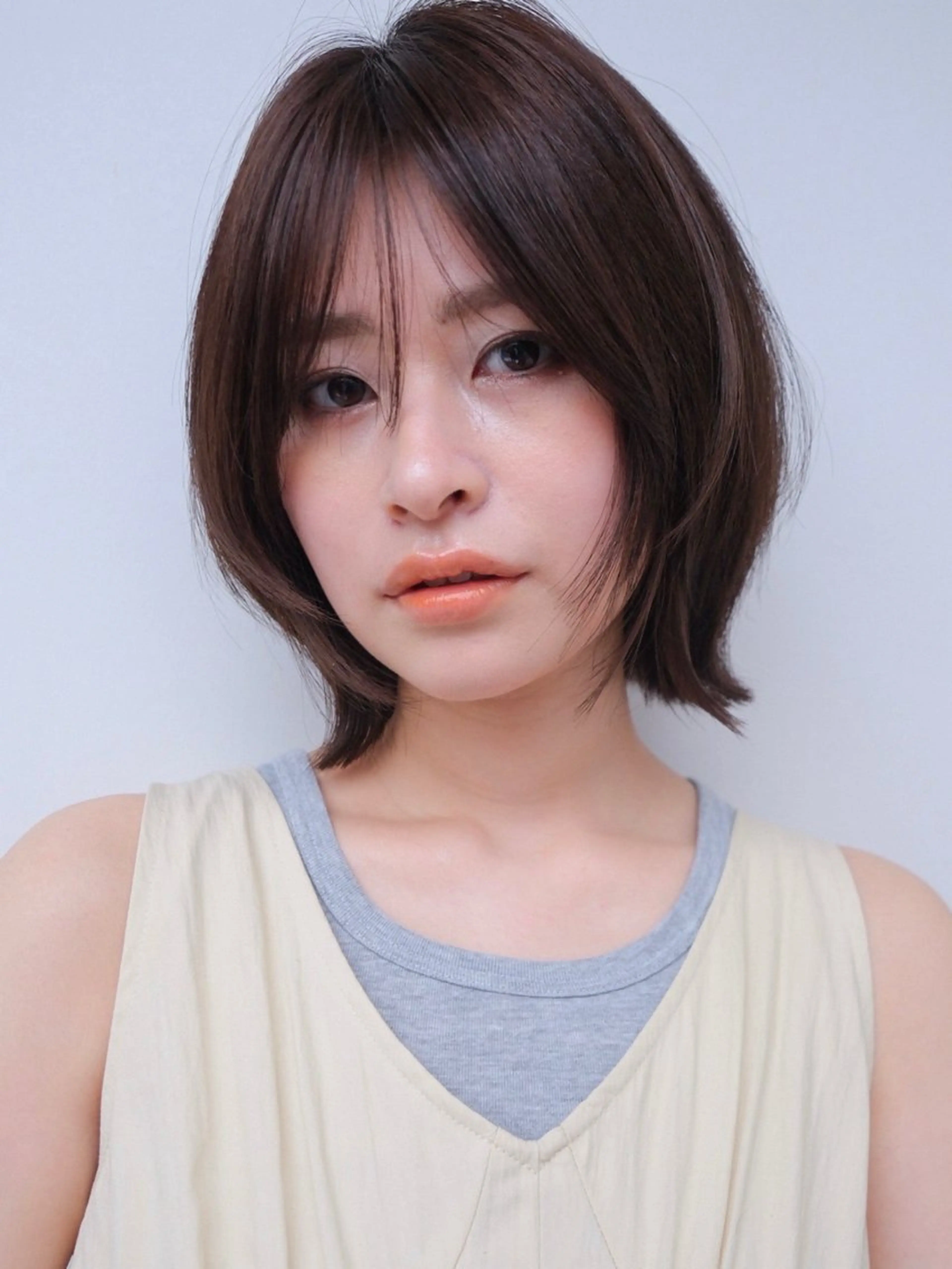 ミディアム カラー ボブレイヤー ボブ レイヤーカット カット ヘアカラー トリートメント ボブ/ミディアム 親しみやすさ/さくらのヘアスタイル