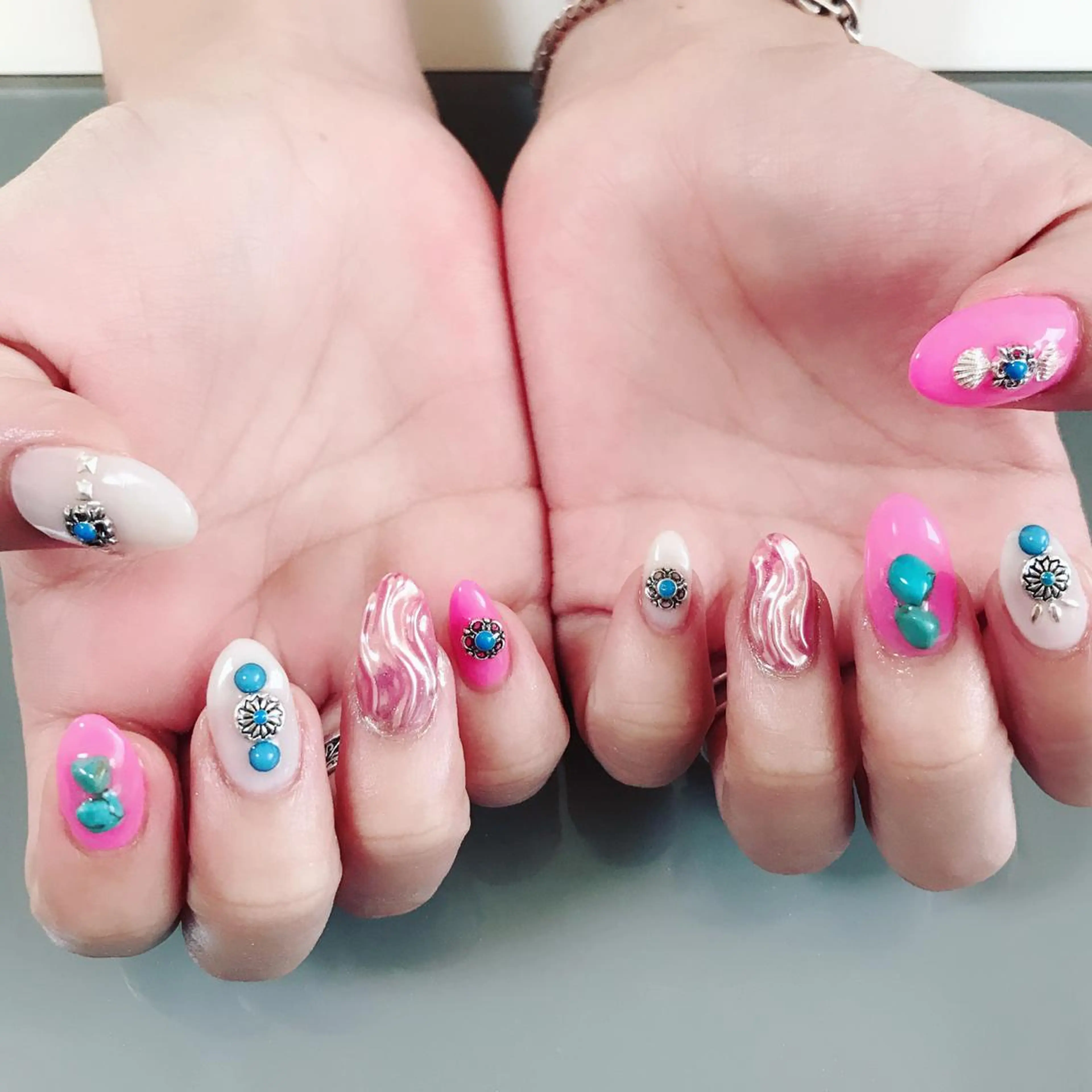 ネイル 長さ出し ジェルネイル スカルプネイル ハンドネイル Masuko Yasukaのネイルデザイン