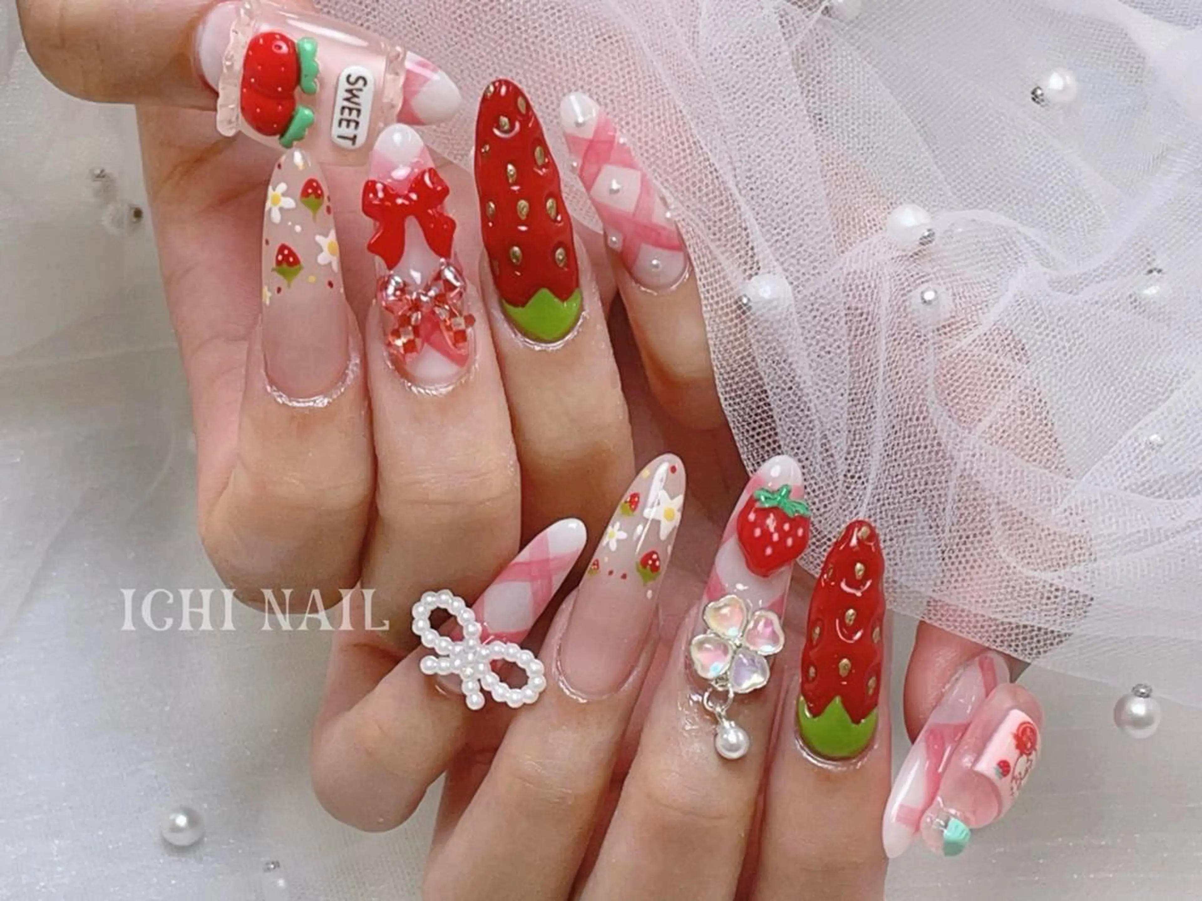 ネイル ハンドネイル 🧚🏻‍♀️ NOHA🎀のネイルデザイン