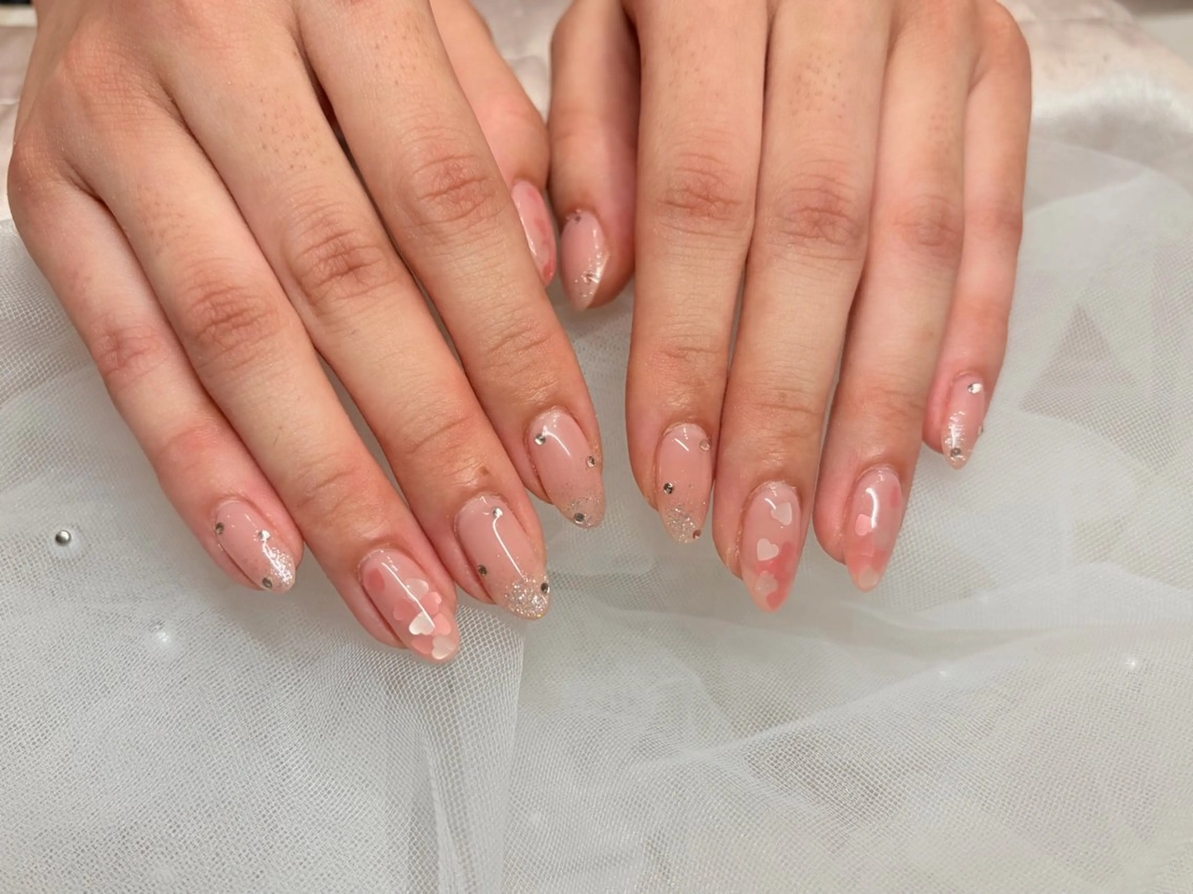 ネイル ホログラムネイル ハンドネイル Roy 心斎橋 IINUMAのネイルデザイン