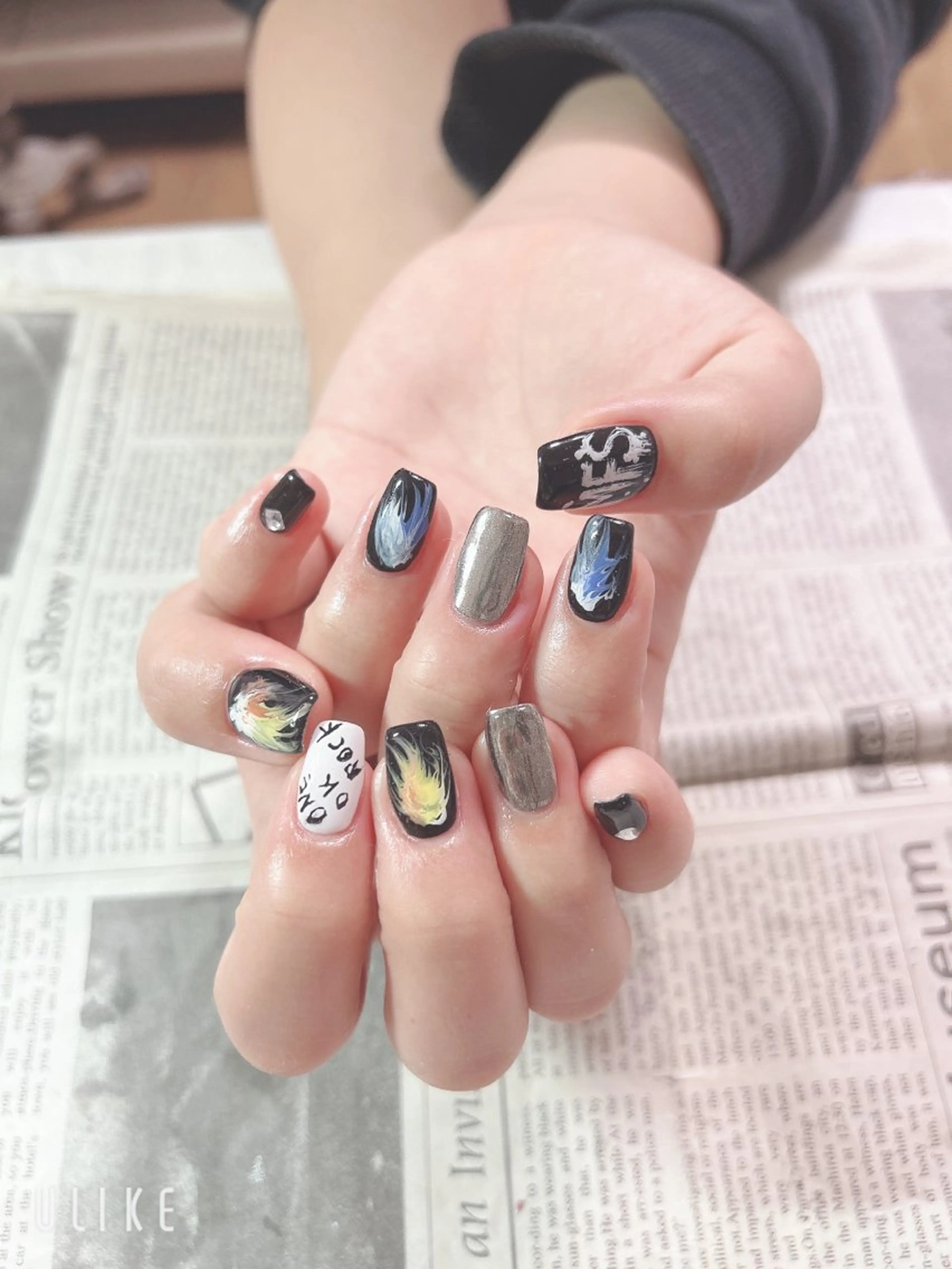 ネイル ミラーネイル ハンドネイル ハンドケア 森山 舞のネイルデザイン