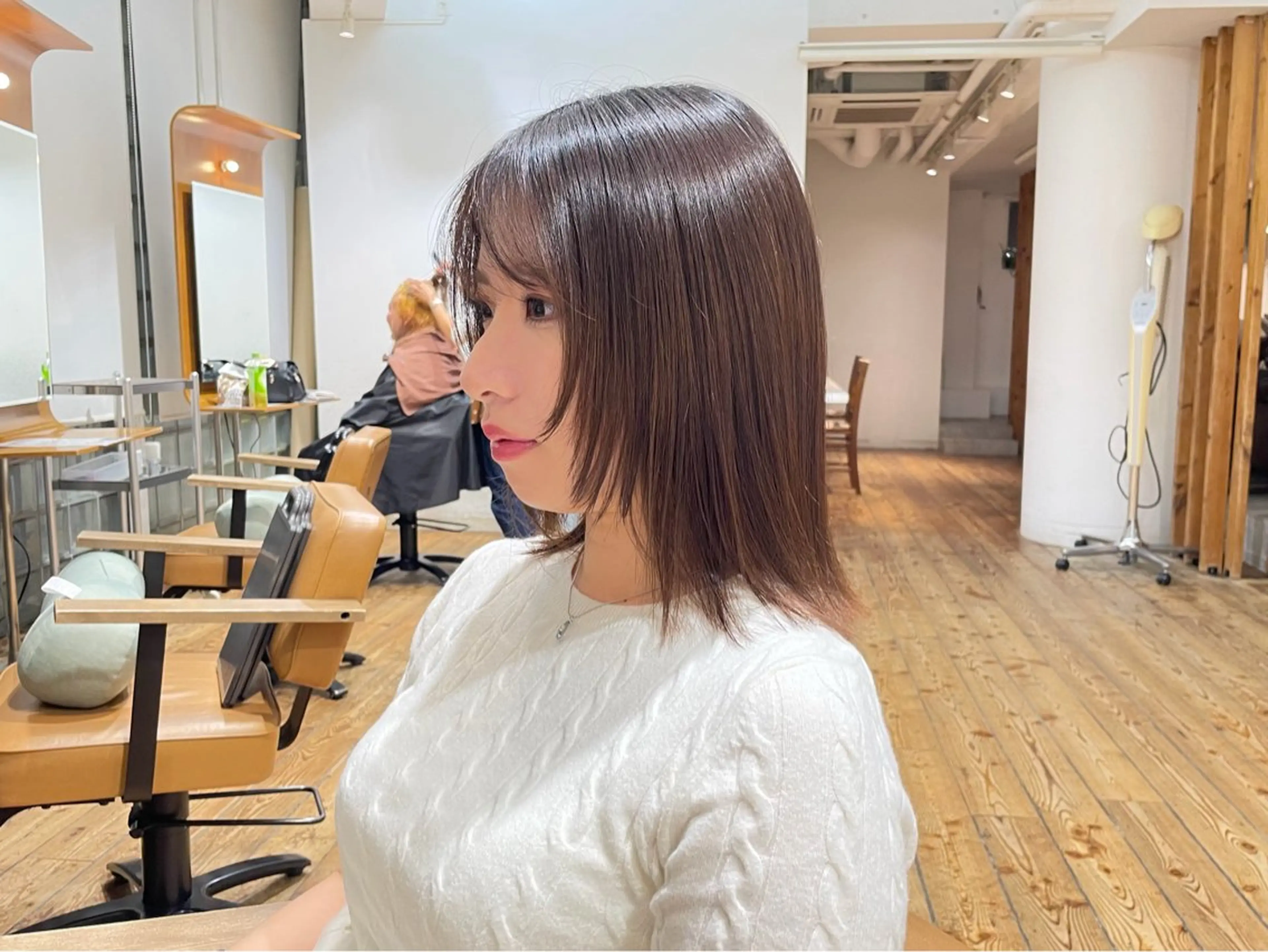 ミディアム カラー 顔周りカット レイヤーカット カット カズヤ/垢抜けヘア/ 顔周り/ボブのヘアスタイル