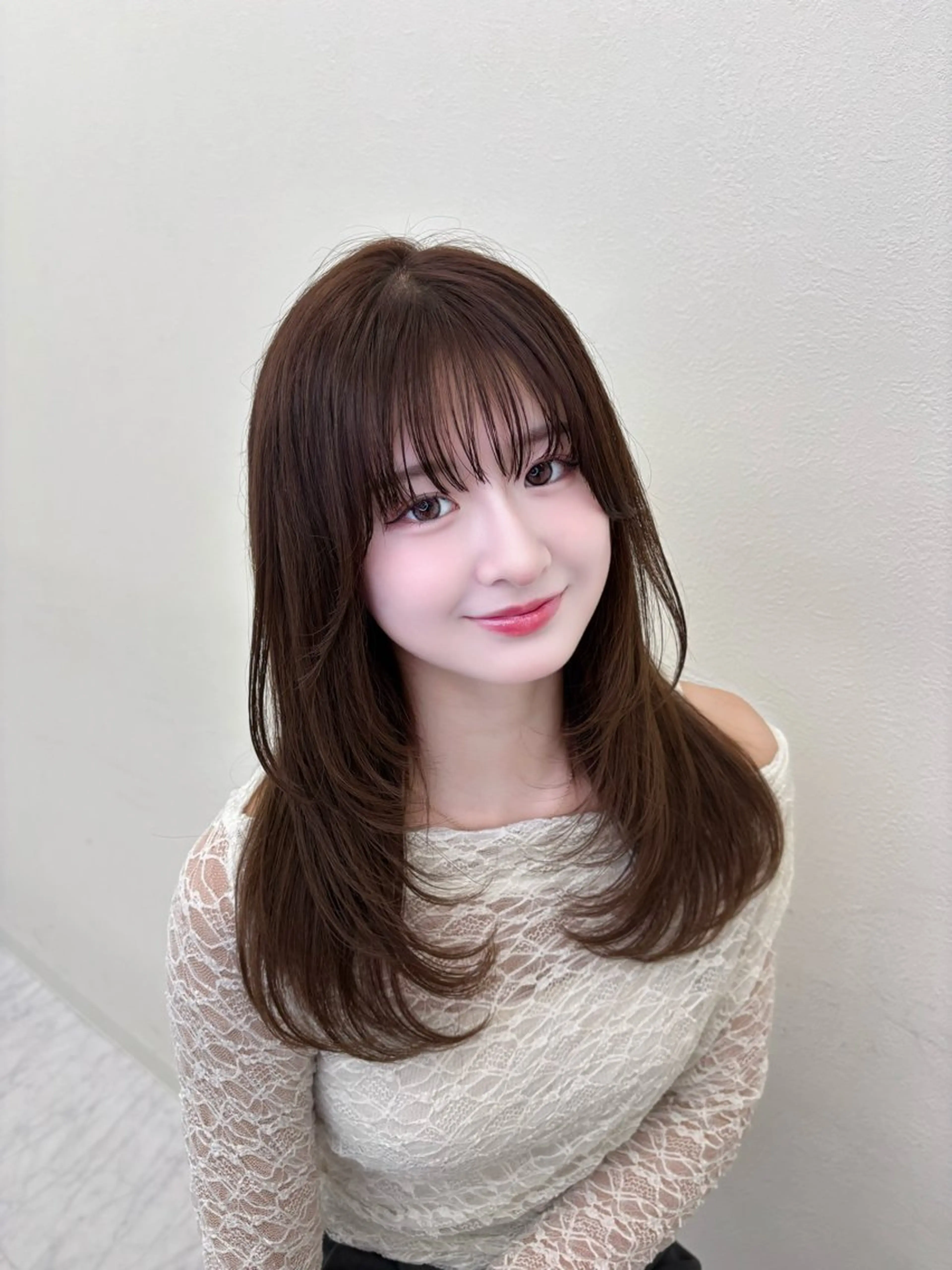 ロング 顔まわりレイヤー 顔周りカット レイヤーカット カット ヘアカラー トリートメント Ayano‪‪🎀似 合わせ×透明感🎀のヘアスタイル