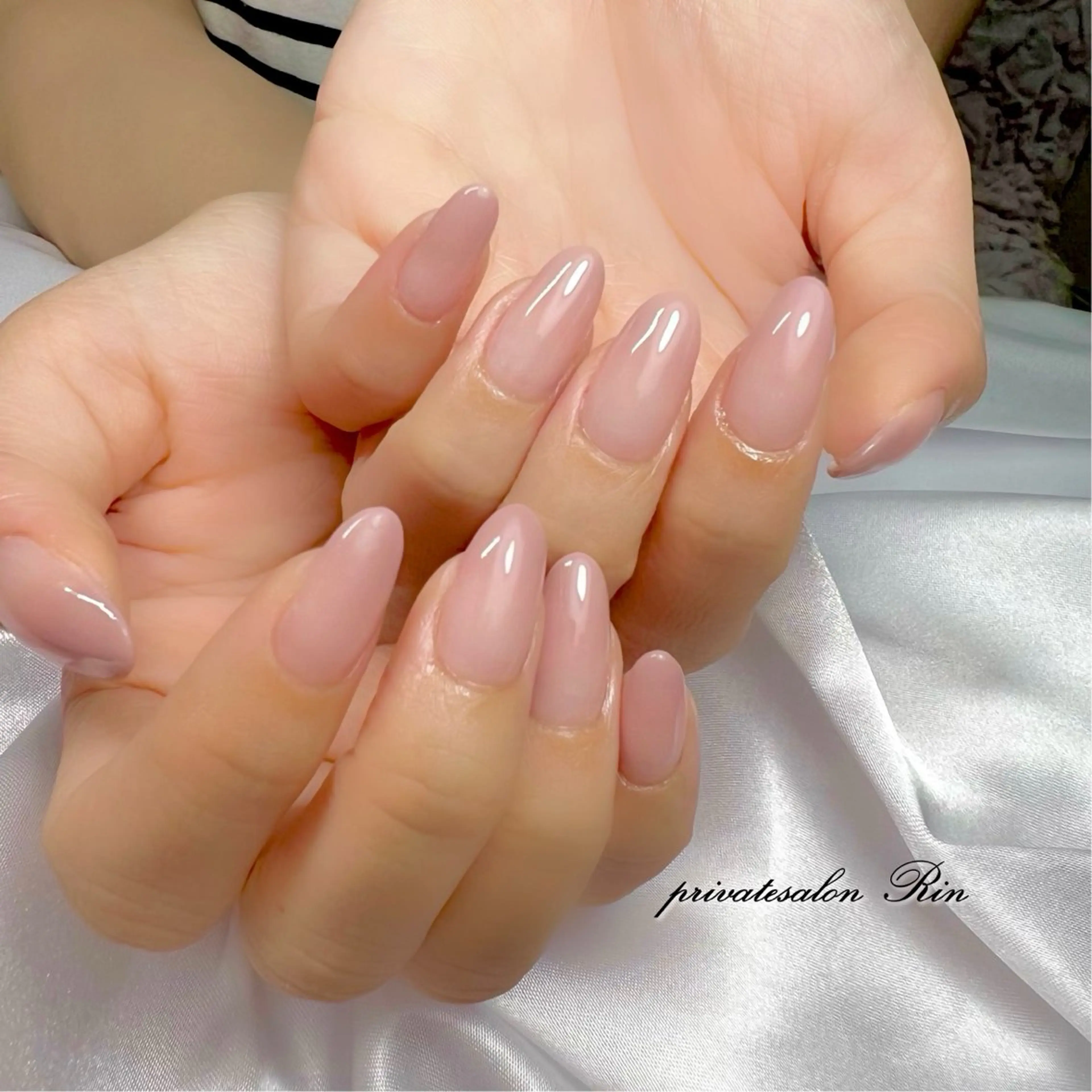 【オフ込】カラーグラデーションネイル(クリアベース)ベースカラー追加＋500円の写真