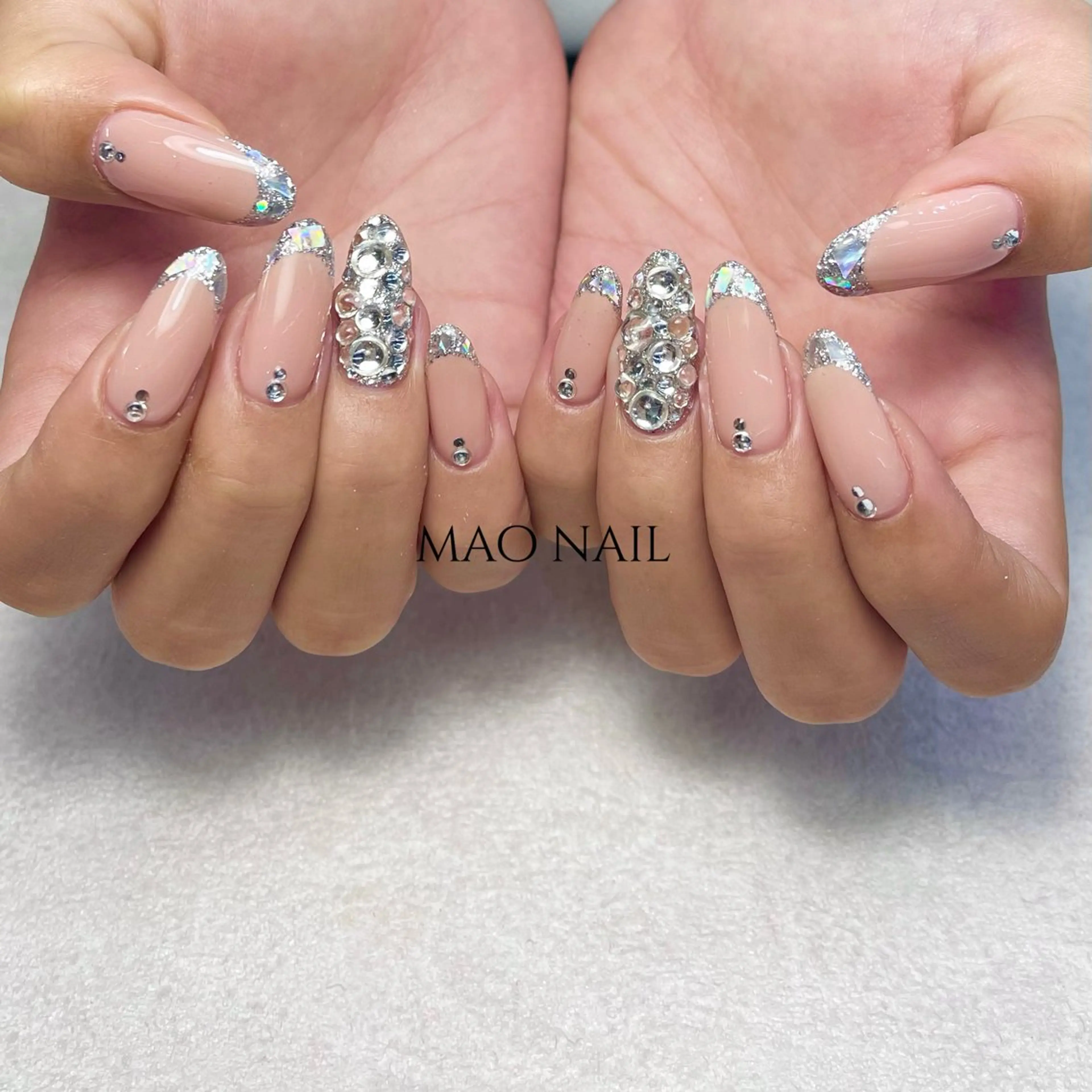 ロング ハンドネイル &MERCI nail maoのネイルデザイン