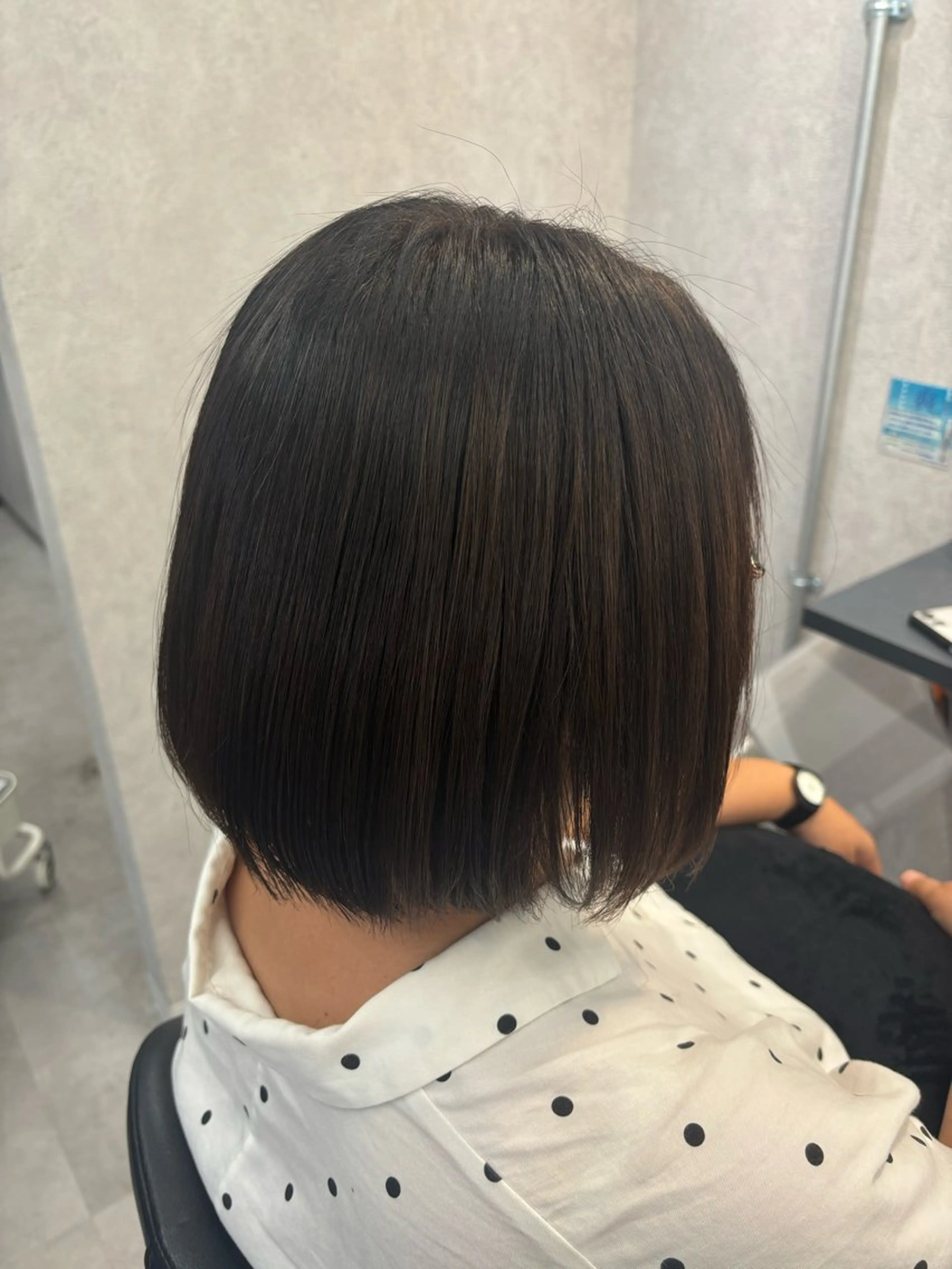 ショート カット ヘアカラー トリートメント かがみ/メンテナンス カット無料のヘアスタイル