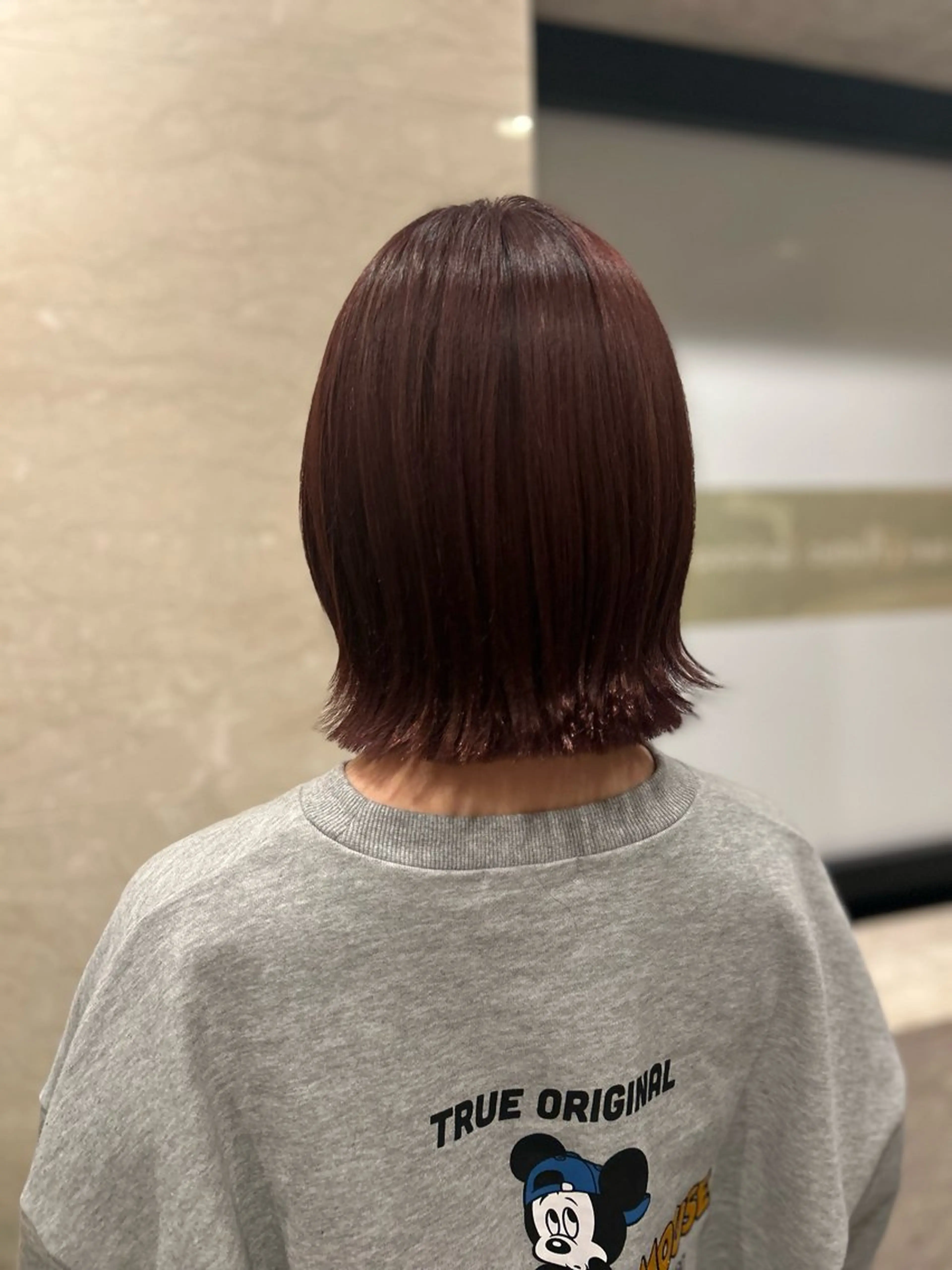 ミディアム カラー 日南乃/柔らか ブラウンカラーのヘアスタイル